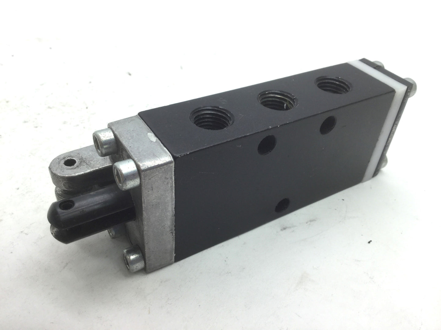 Used Aro E512LM-G Manual Pneumatic Valve 3 Pos 4 Way Momentary & Detent *Parts