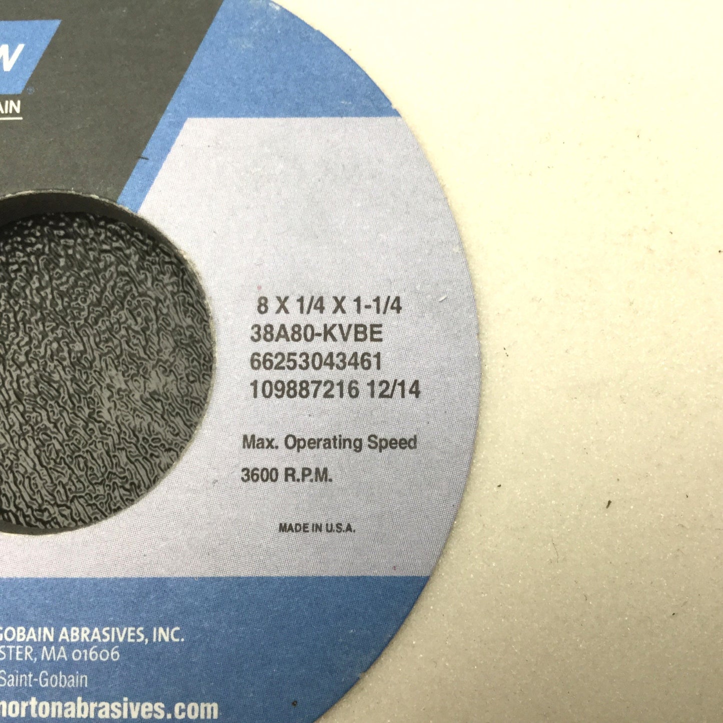 New Norton 38A80-KVBE 66253043461 Aluminum Oxide Grinding Wheel 8" x 1/4" x 1-1/4"