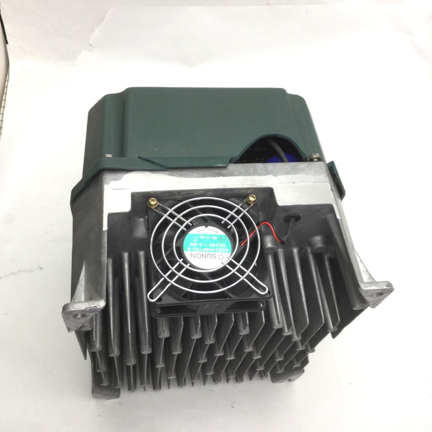 Used Reliance GV3000/SE Variable AC Drive VFD 1HP 200-230VAC 3Ph *Broken Cover/Mount*