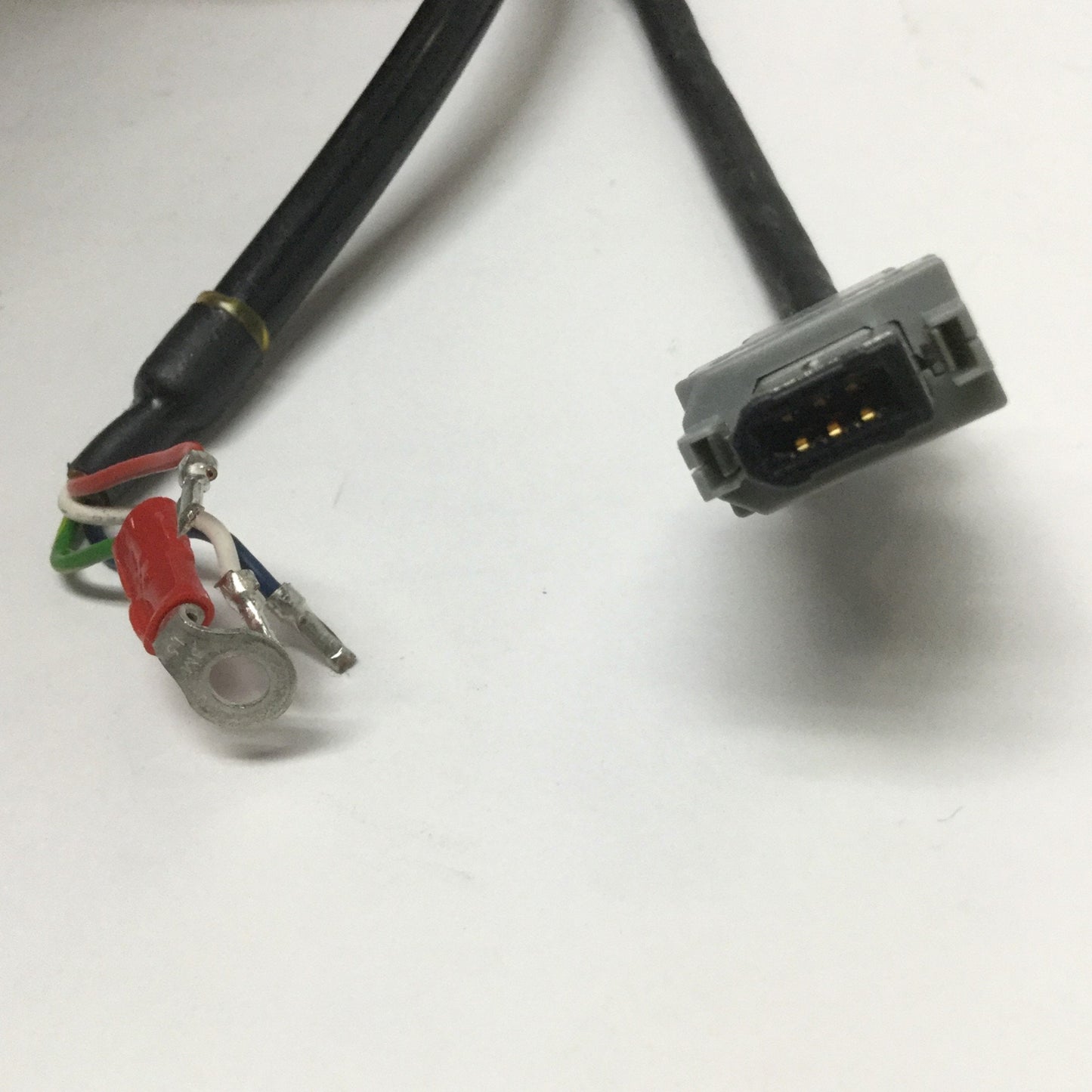 Used Yaskawa SGMAH-01BAF21 AC Sigma II Servo Motor, 100W, 100V, 8mm Shaft Dia