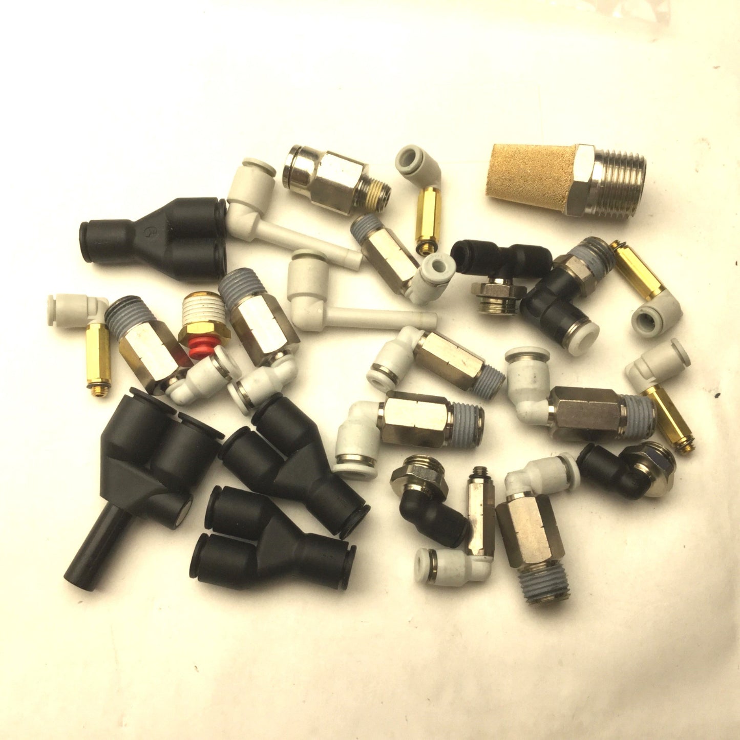 Used Lot of 25, Miscellaneous Assorted Connectors & Fittings See Pics for Details