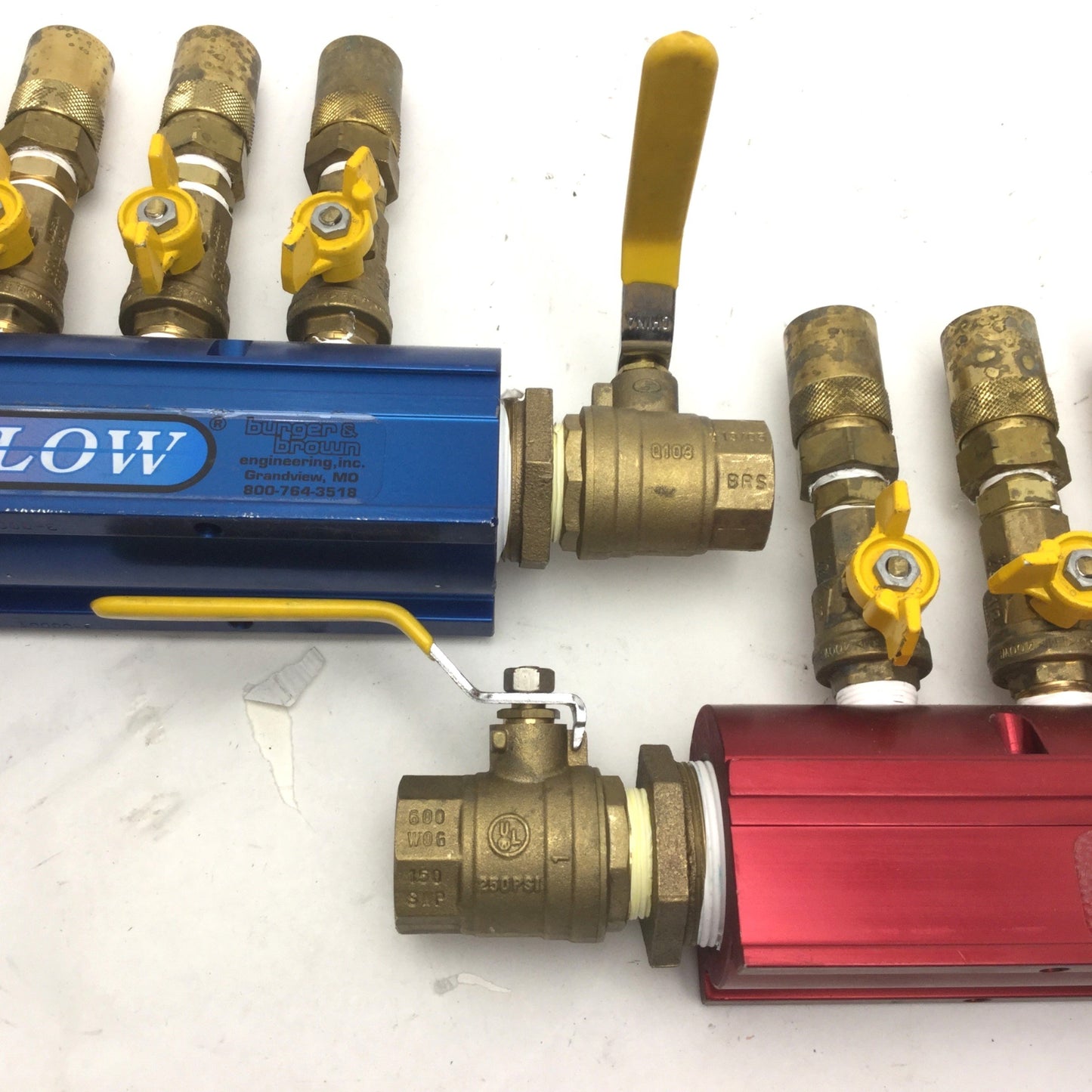 Used Burger & Brown Smartflow Hot & Cold 1-1/2" Aluminum Manifolds, 1/2" Ports