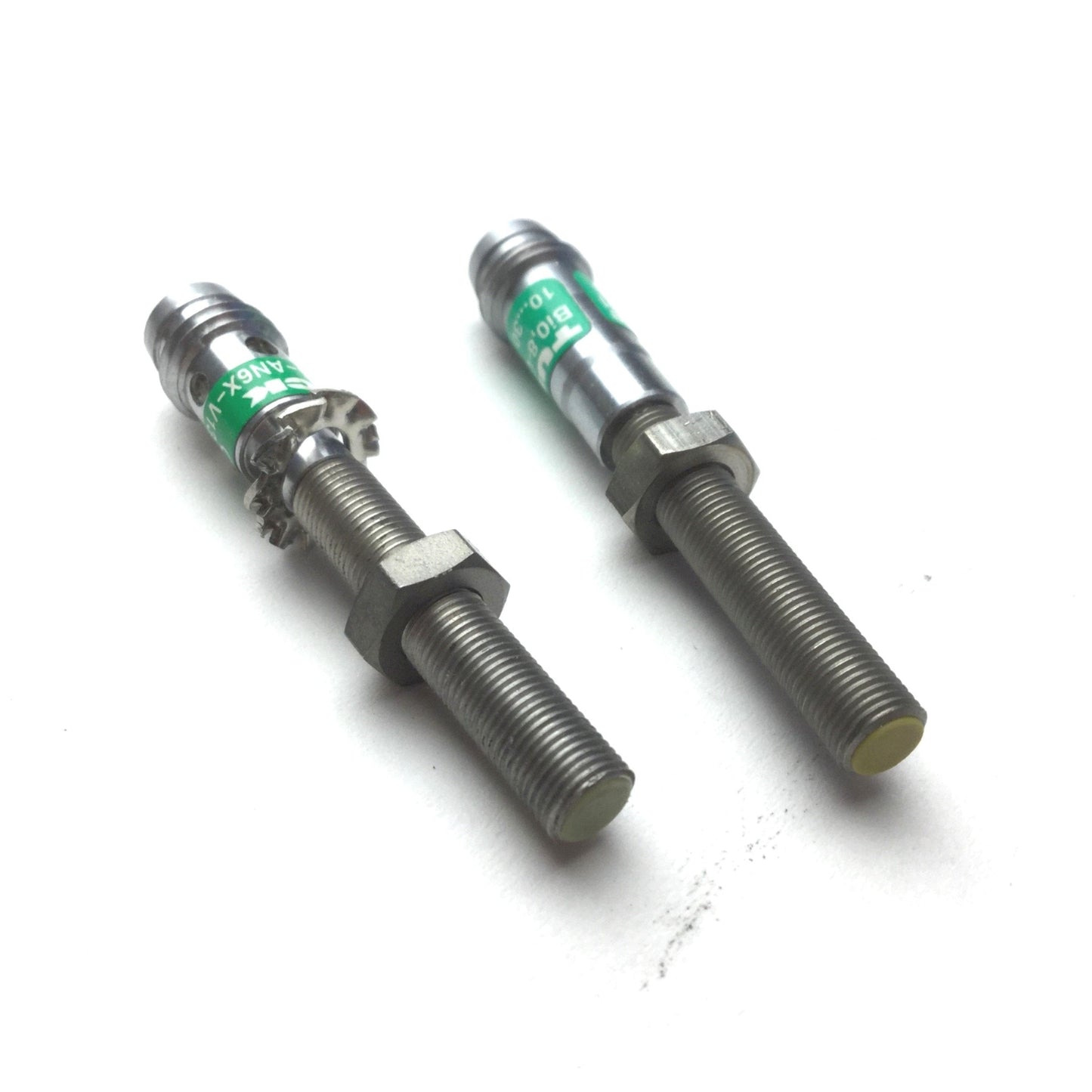 Used Lot of 2 Turck Bi0,8-G05-AN6X-V1331 Proximity Switch, NPN, Voltage: 10-30VDC