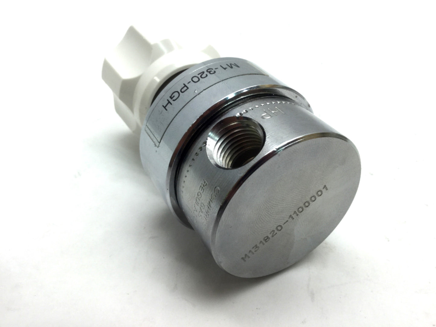 Used Western Medica M1-320-PGH Compressed Gas Regulator 1/4" NPT Carbon Dioxide CO2