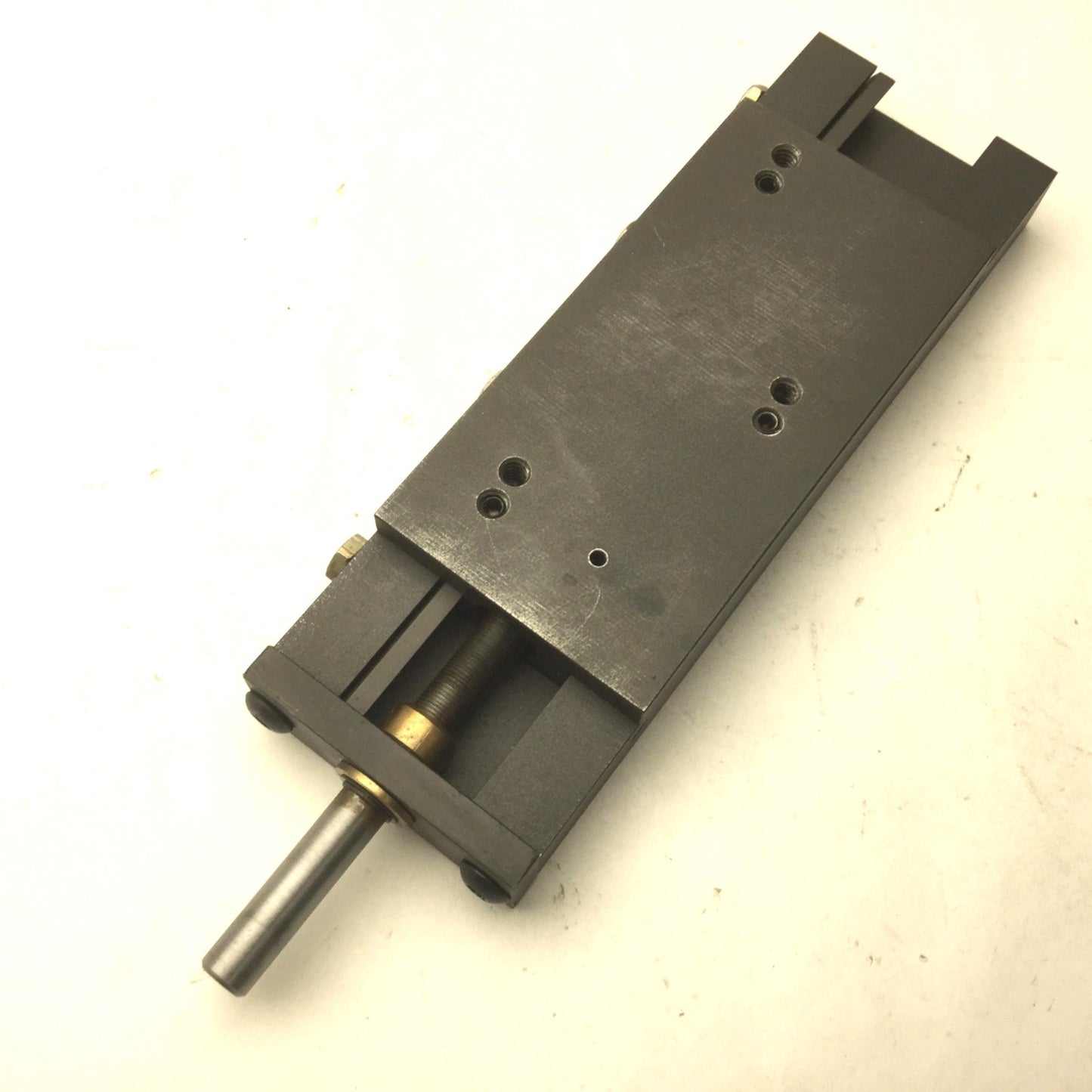 Used Precision Dovetail Linear Positioner 4"x 2" Stage, 2.25" Travel, Ø5/16" Shaft