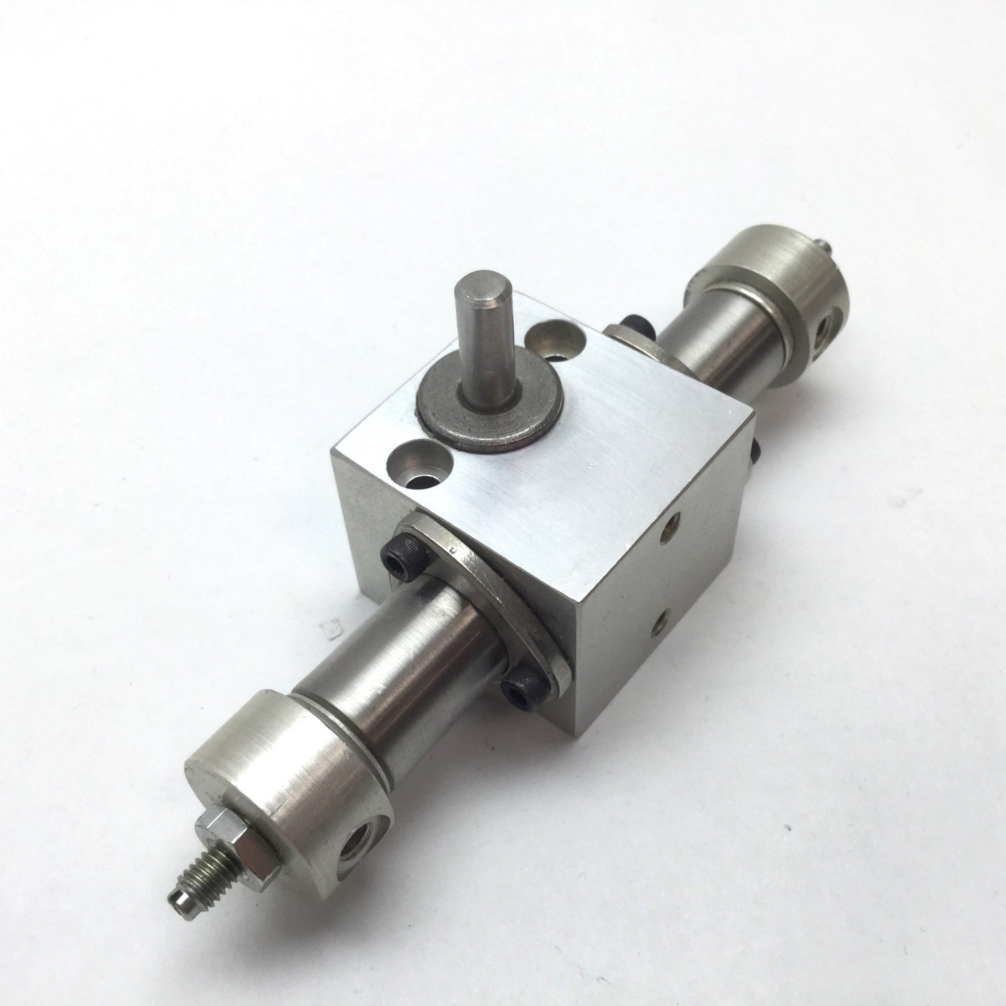 Used Bimba PT-006045-A1B1 Pneu-Turn Rotary Actuator, 45°, Bore: 9/16", Shaft: 1/4"