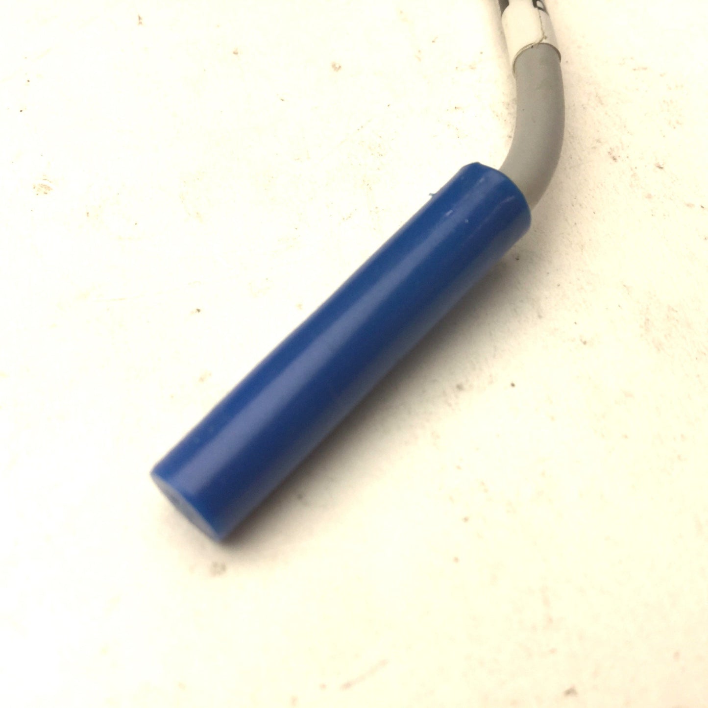 Used Assemtech PRA 240/30 Reed Switch, Cylindrical, Range: 5mm, SPST-NO, 10VA, 400VAC