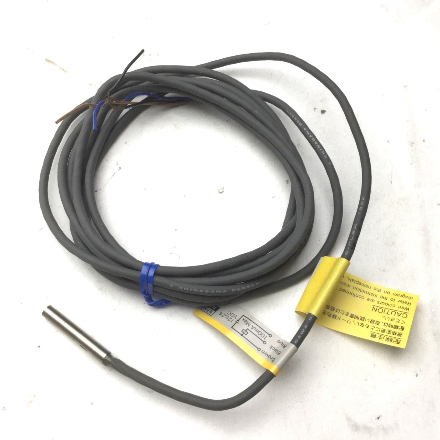 New Omron E2E-CR8C1 Proximity Switch, Sensing Distance: 0.8mm, Voltage: 12-24VDC