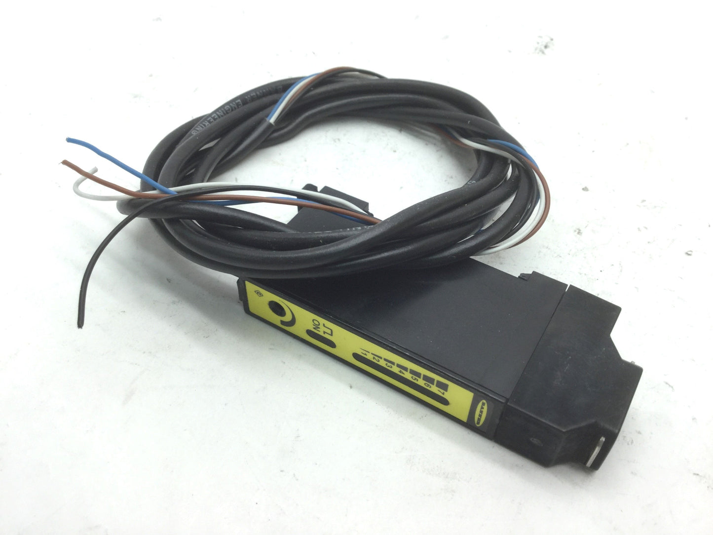 Used Banner D12SP6FV Fiber Optic Sensors, Voltage: 10-30VDC PNP Sourcing