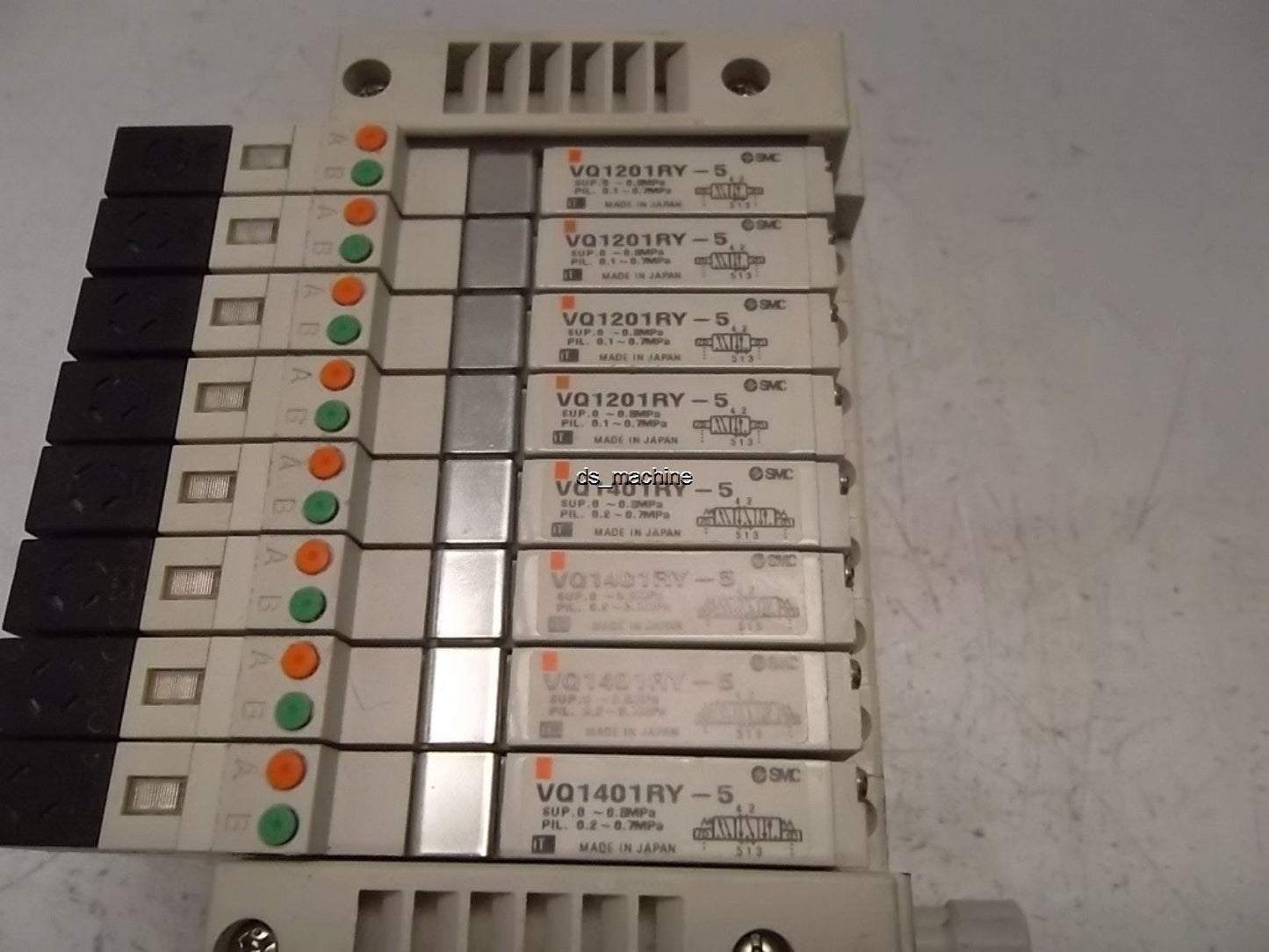 Used SMC Bank of 8 Valves (4) VQ1201RY-5, (4) VQ1401RY-5