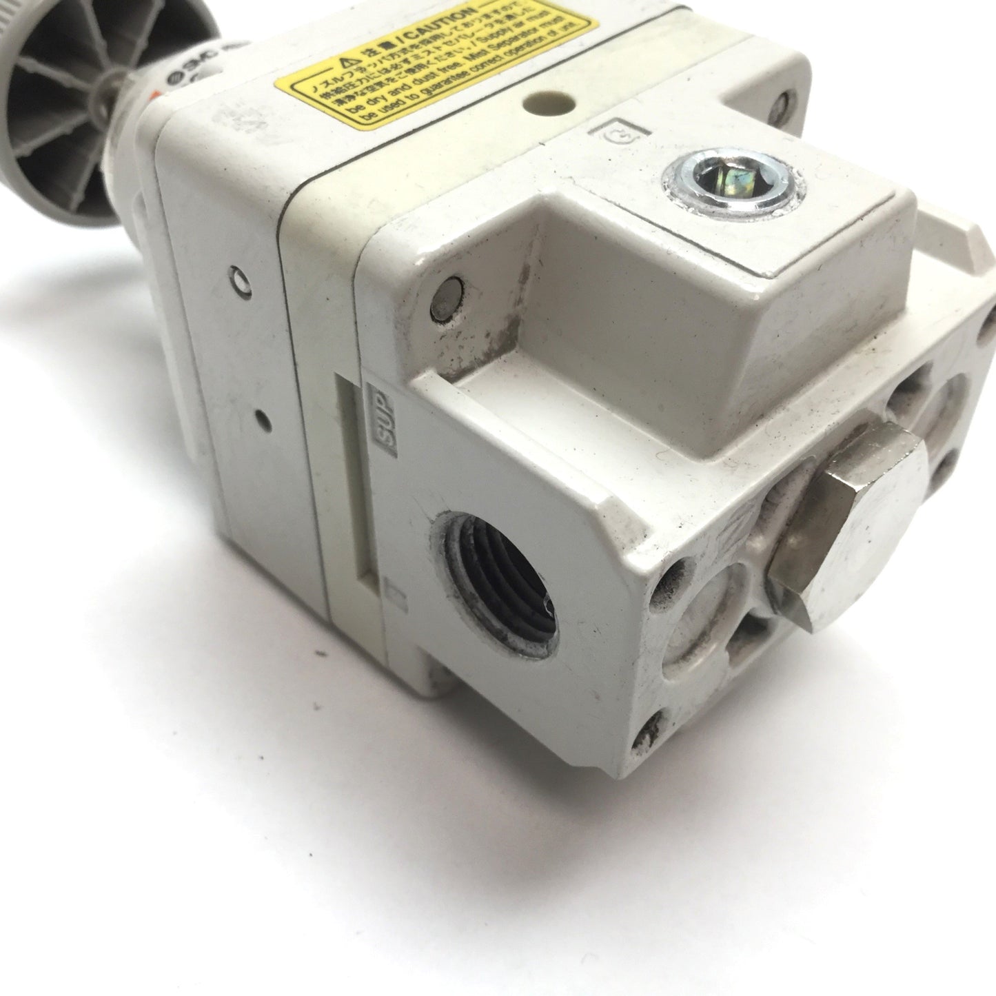 Used SMC IR2000-N02 Precision Pressure Regulator, In 150psi, Out 0.7-30PSI, 1/4" NPT