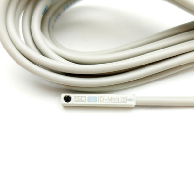 New Other SMC D-M9N Auto Solid State Hall Switch/Sensor, NPN, 3-Wire, 4.5-28VDC, 3m