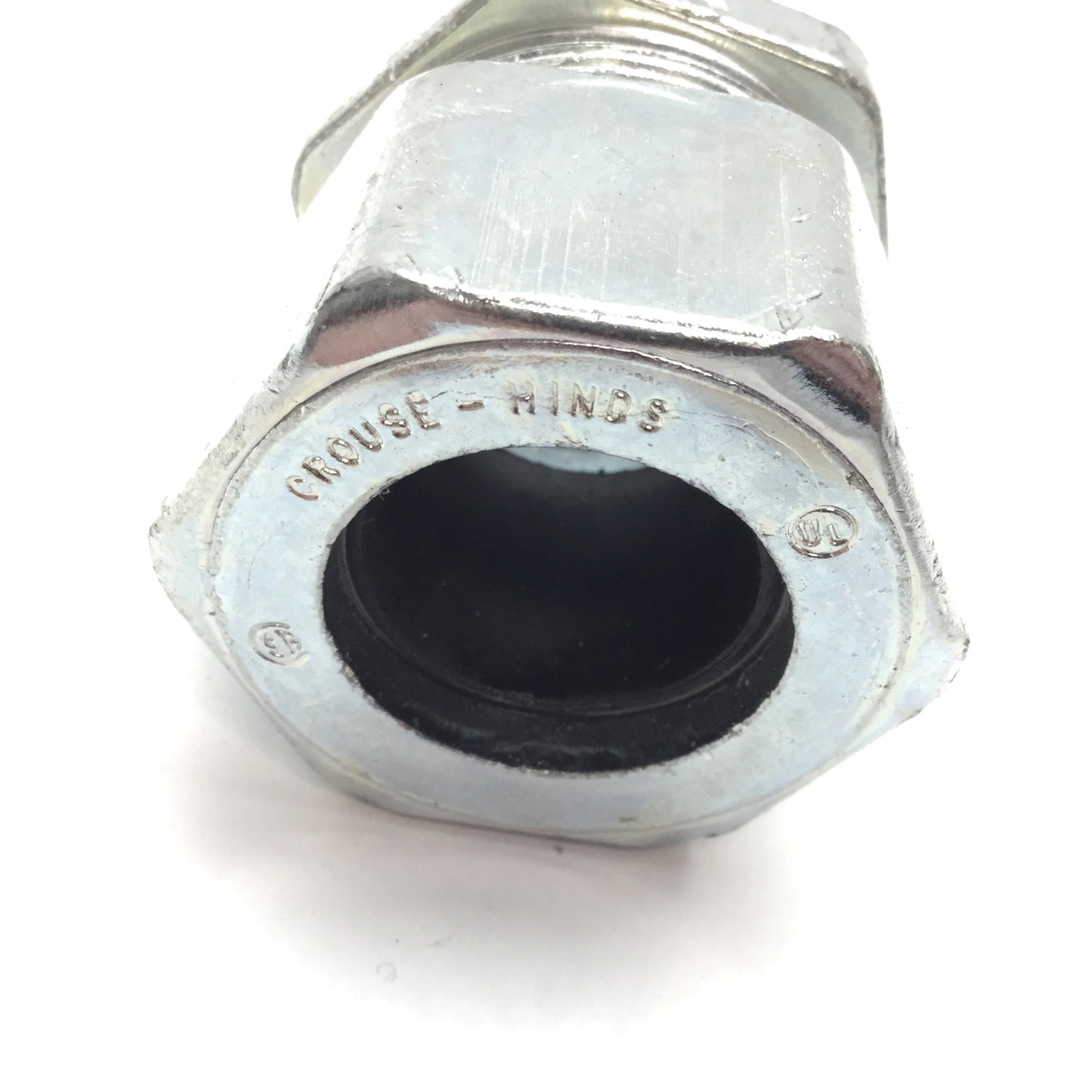 Used Crouse Hinds Panel Mount Cord Grip, 3/4" NPT Male, Rubber Gland 3/4" ID