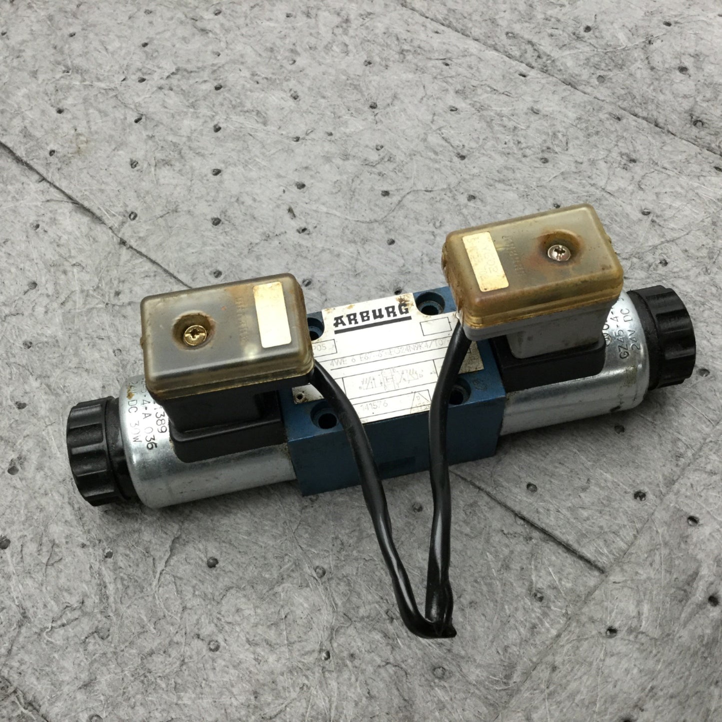 Used Arburg Bosch 4WE 6 E67-61/EG24N9K4/T07 4-Way Directional Control Solenoid Valve