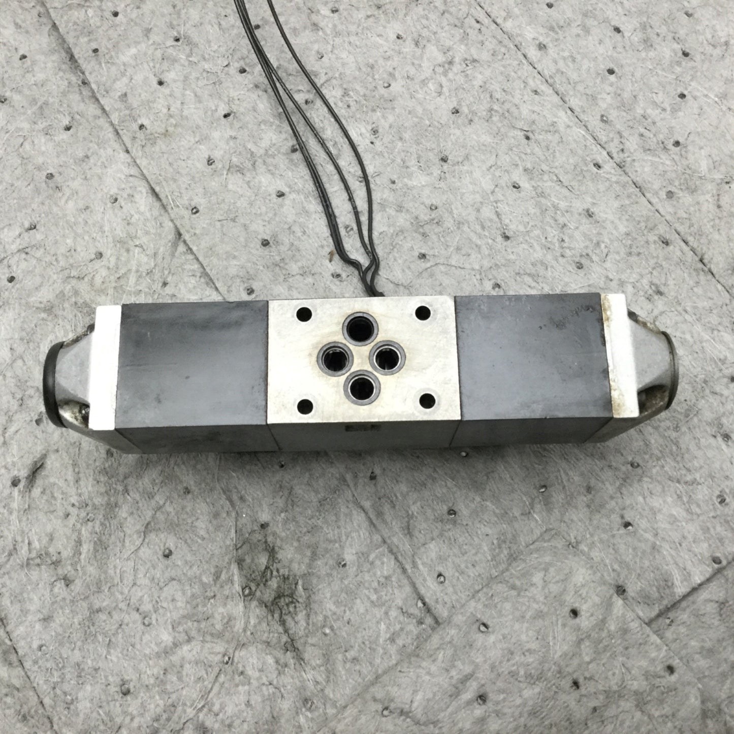 Used Arburg Bosch 4WE 6 X66-53/BG24NK4/T07 4-Way Directional Control Solenoid Valve