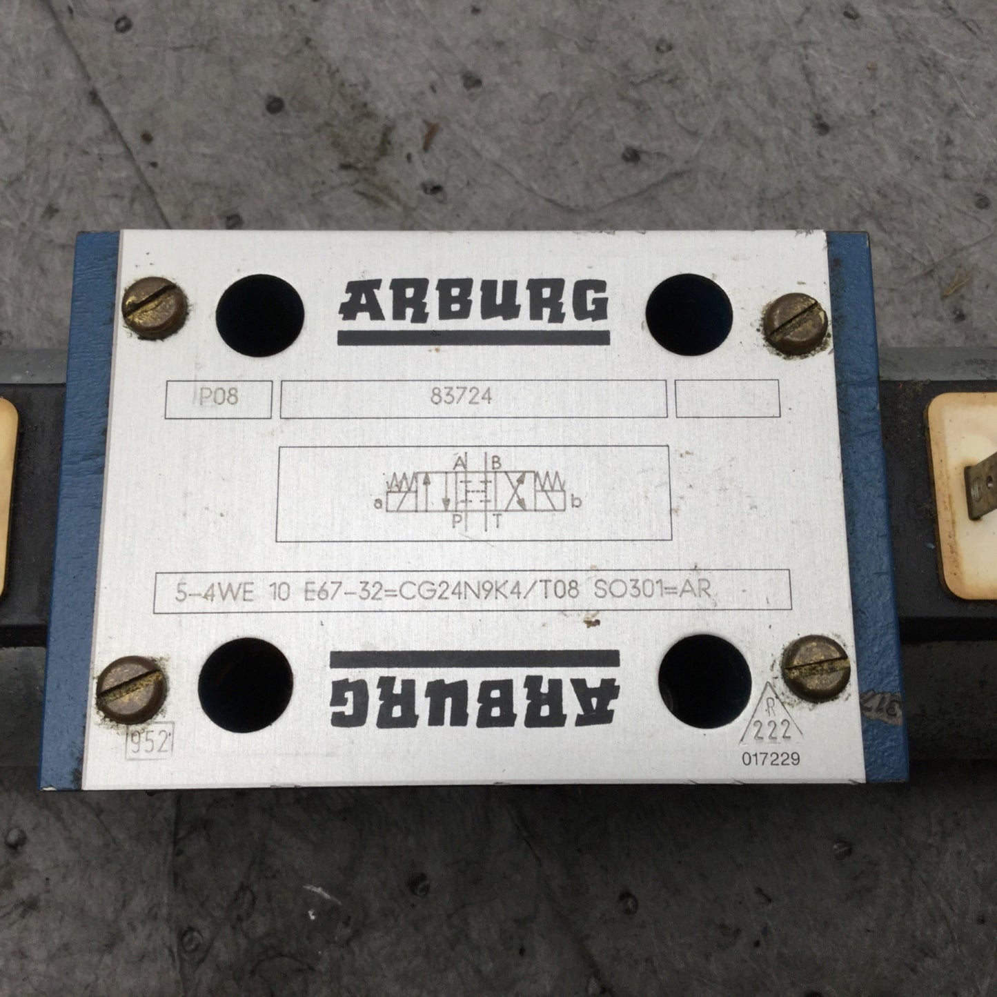 Used Arburg Bosch 5-4WE 10 E67-32/CG24N9K4/T08 Directional Control Solenoid Valve