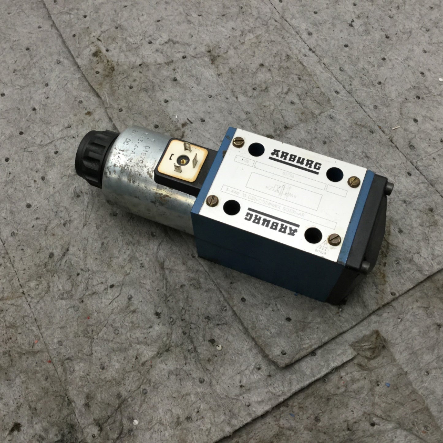 Used ARBURG Bosch 5-4WE 10 D32/CG24N9K4 SO301 Directional Control Spool Valve