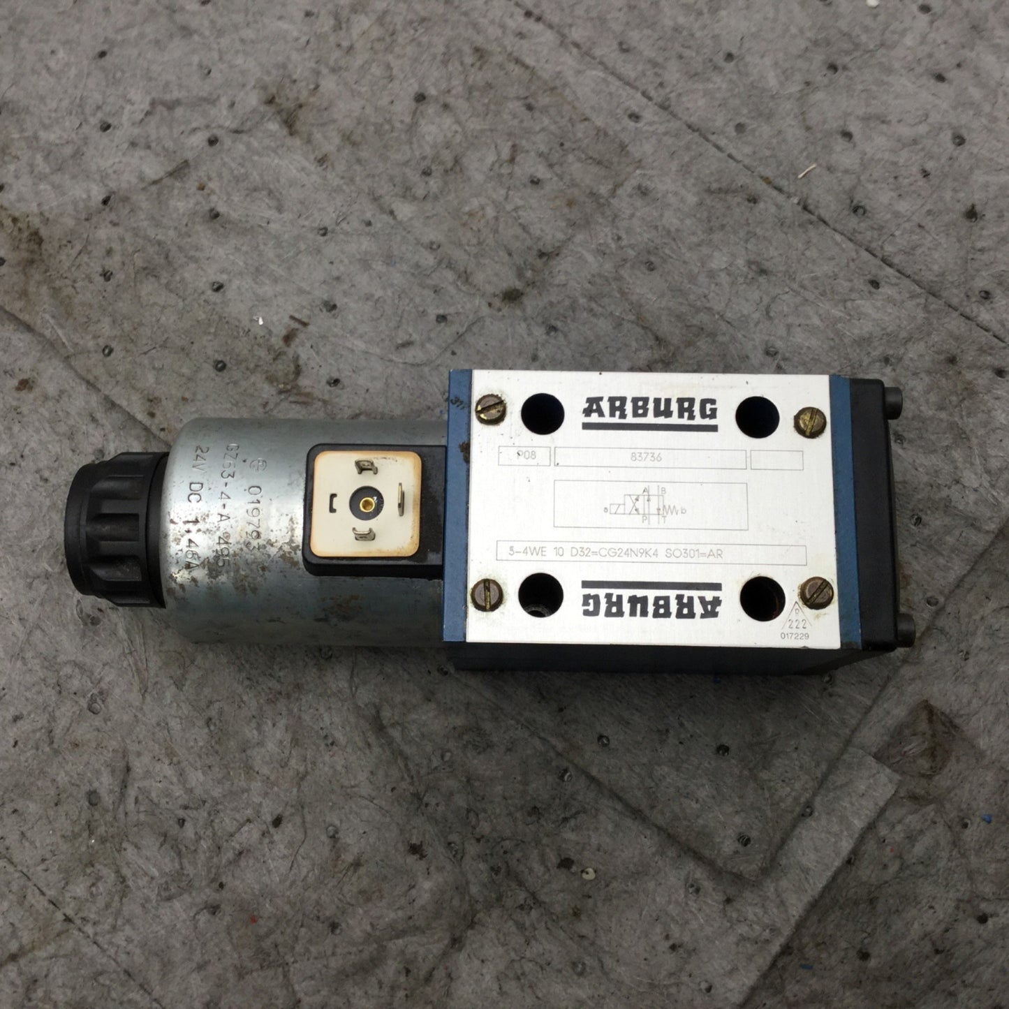 Used ARBURG Bosch 5-4WE 10 D32/CG24N9K4 SO301 Directional Control Spool Valve