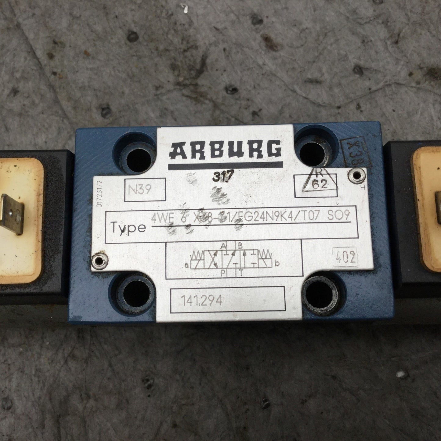 Used Arburg Bosch 4WE 6 X38-61/EG24N9K4/T07 SO9 4-Way Directional Control Spool Valve
