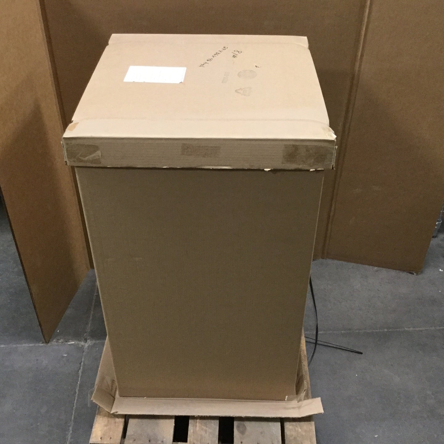 New Hoffman EMR20U6060 19in Mini-Rack Cabinet, Dimensions: 945mm x 600mm x 553mm