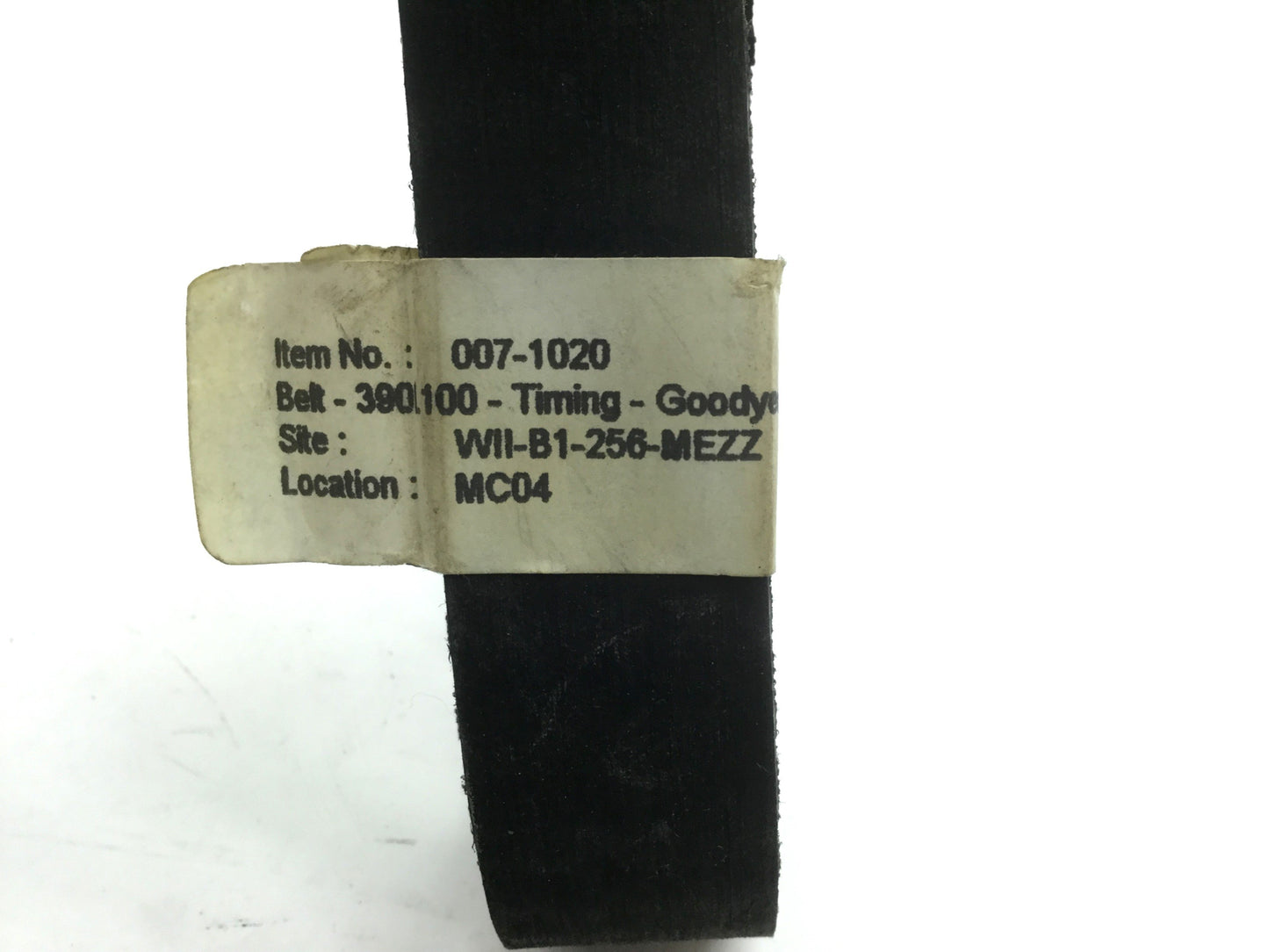 New GoodYear 390L100 Timing Belt Teeth: 104, L: 39", W: 1"