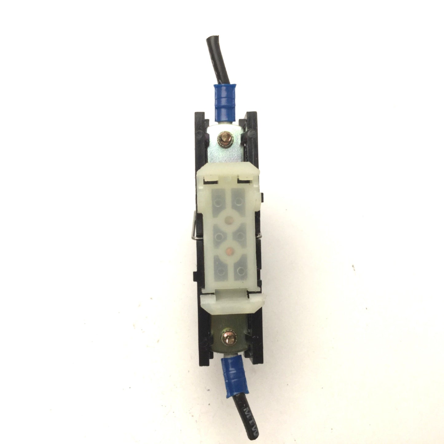 Used Lot Of 3 Heinemann JA1S-A38-AA-04-W-L Circuit Breakers 16A 277VAC 50/60Hz