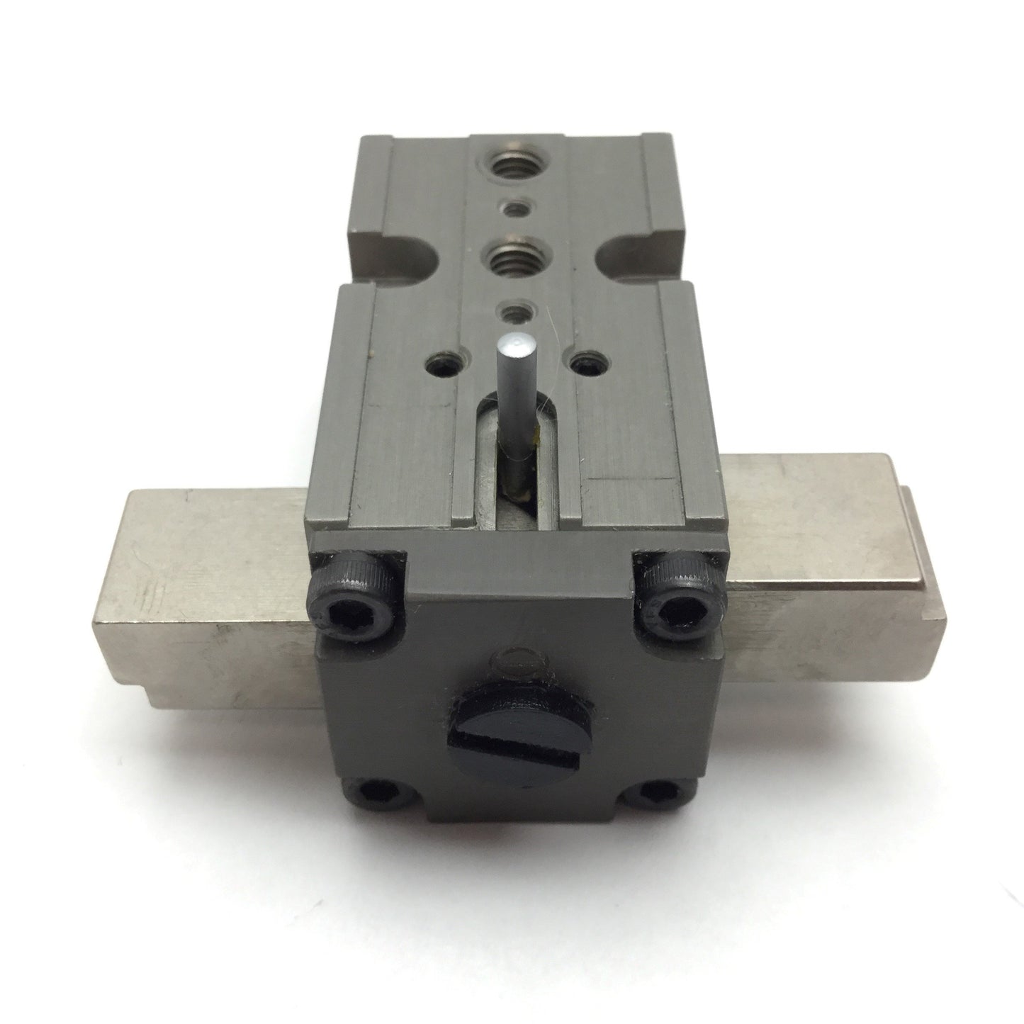 Used Phd 19072-2-5501 Micro Parallel Pneumatic Gripper, Stroke 0.43" Bore 0.5", 10-32
