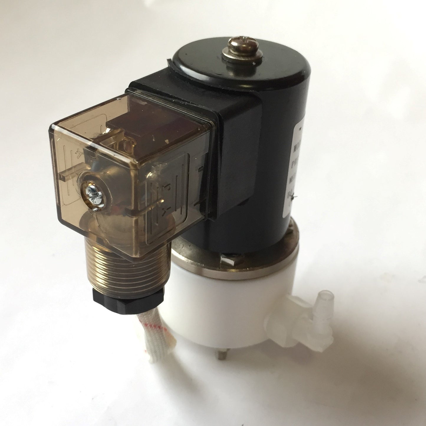 New – Open box Chongqing Naishi Valve Co HSB-4 Solenoid Valve, Pressure 0-6Bar, Voltage: 24VDC