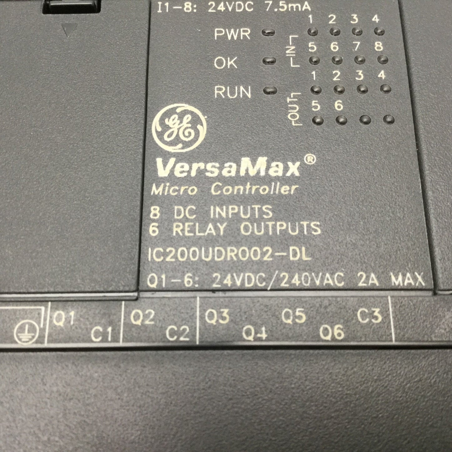 New Other GE Fanuc VersaMax IC200UDR002-DL, 14-Point Micro PLC, 8 24VDC In, 6 Relay Out