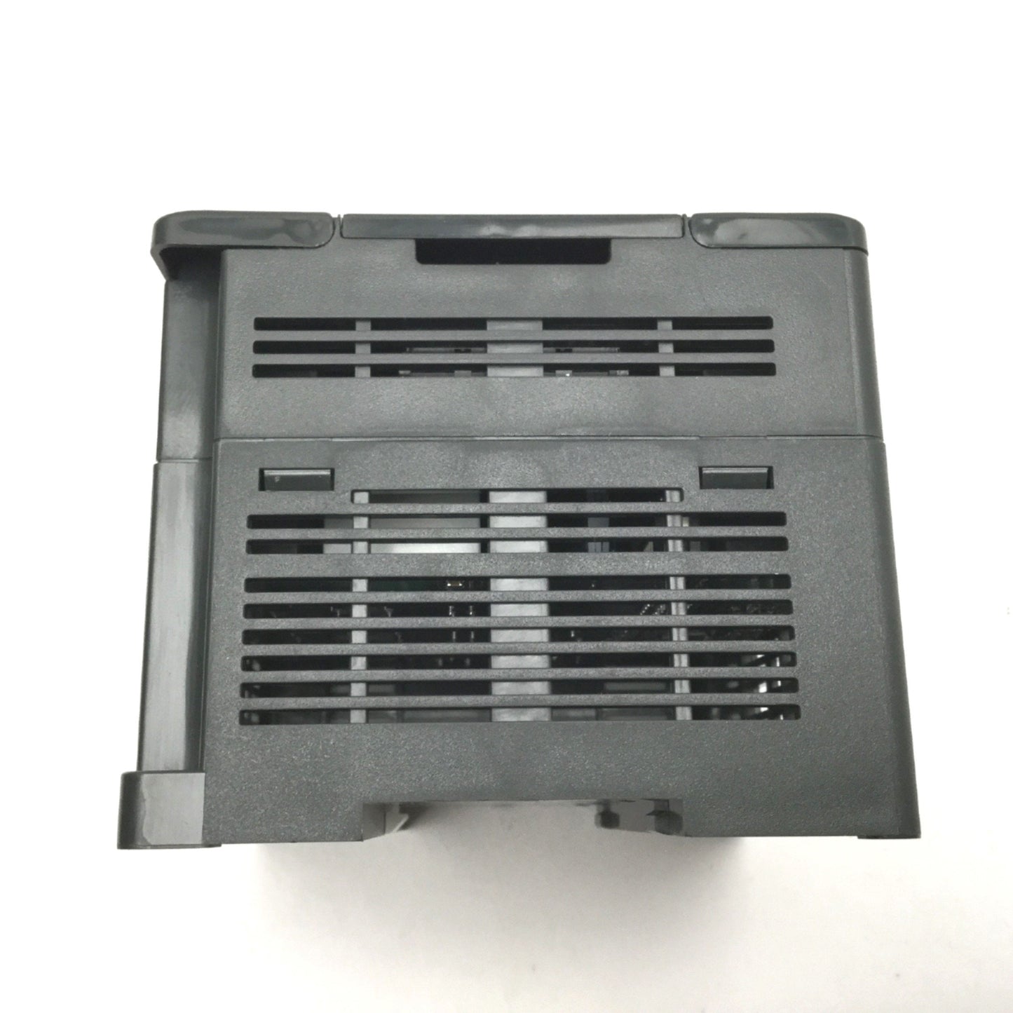 New Other GE Fanuc VersaMax IC200UDR002-DL, 14-Point Micro PLC, 8 24VDC In, 6 Relay Out