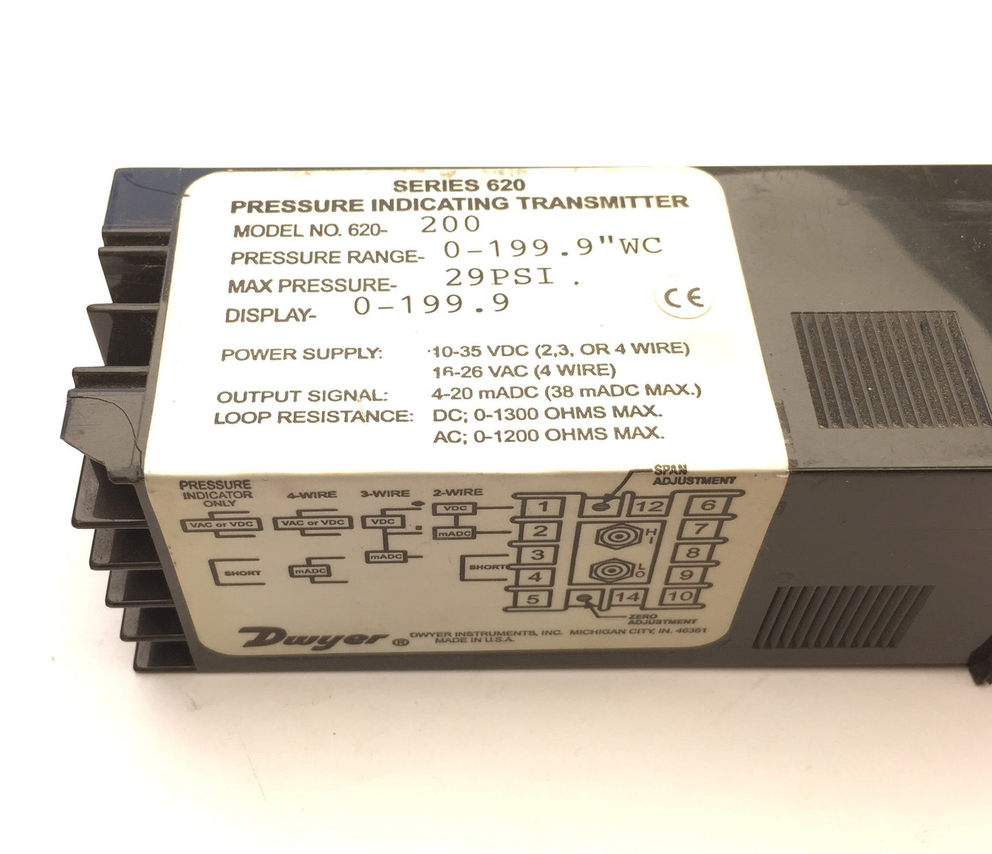 Used Dwyer 620-200 Pressure Indicating Transmitter, 0-199.9" WC, Max Pressure: 29PSI