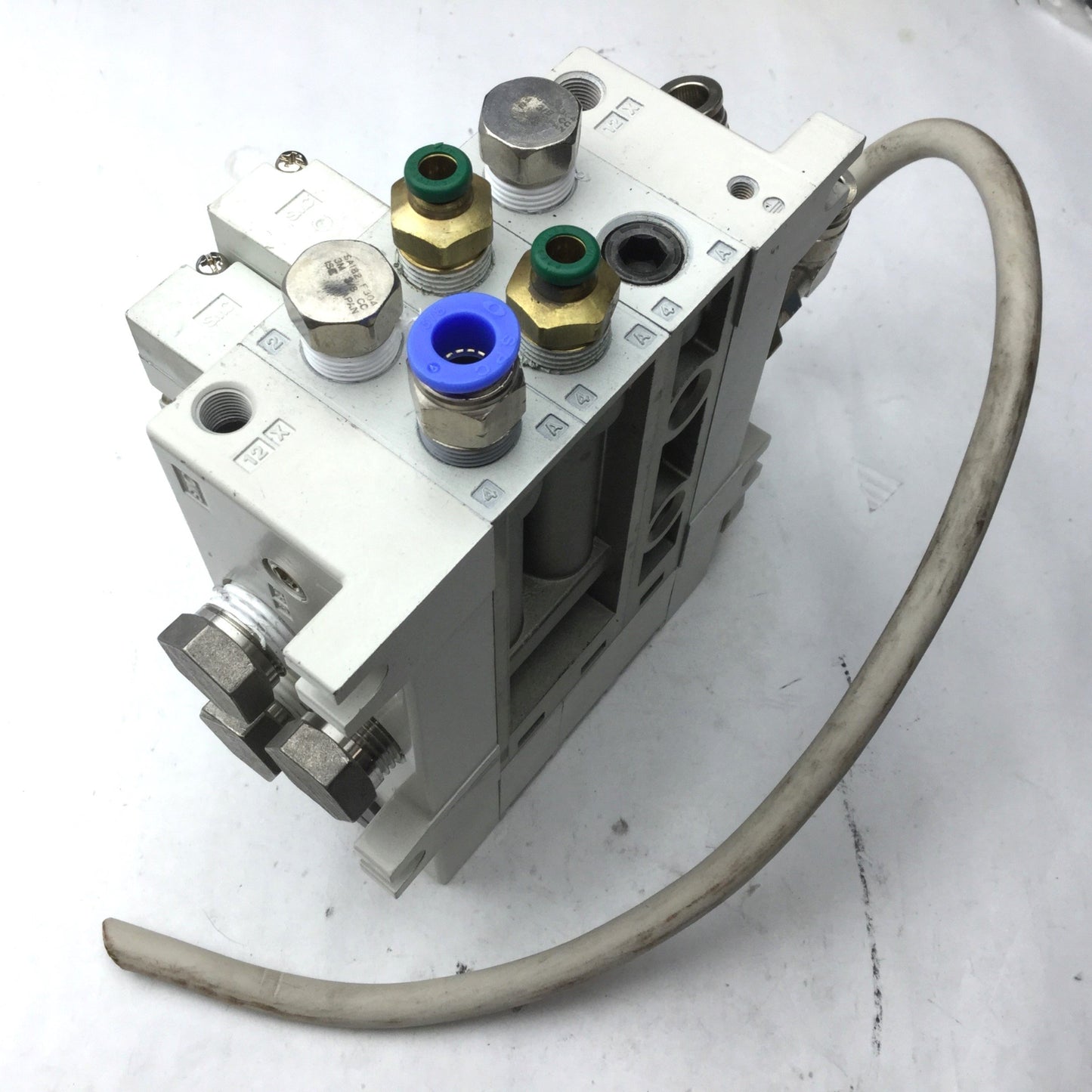 Used Bank of 2 SMC VQ4200-5 & VQ4100-5 Solenoid Valve, 2-Position 5-Port, 24VDC