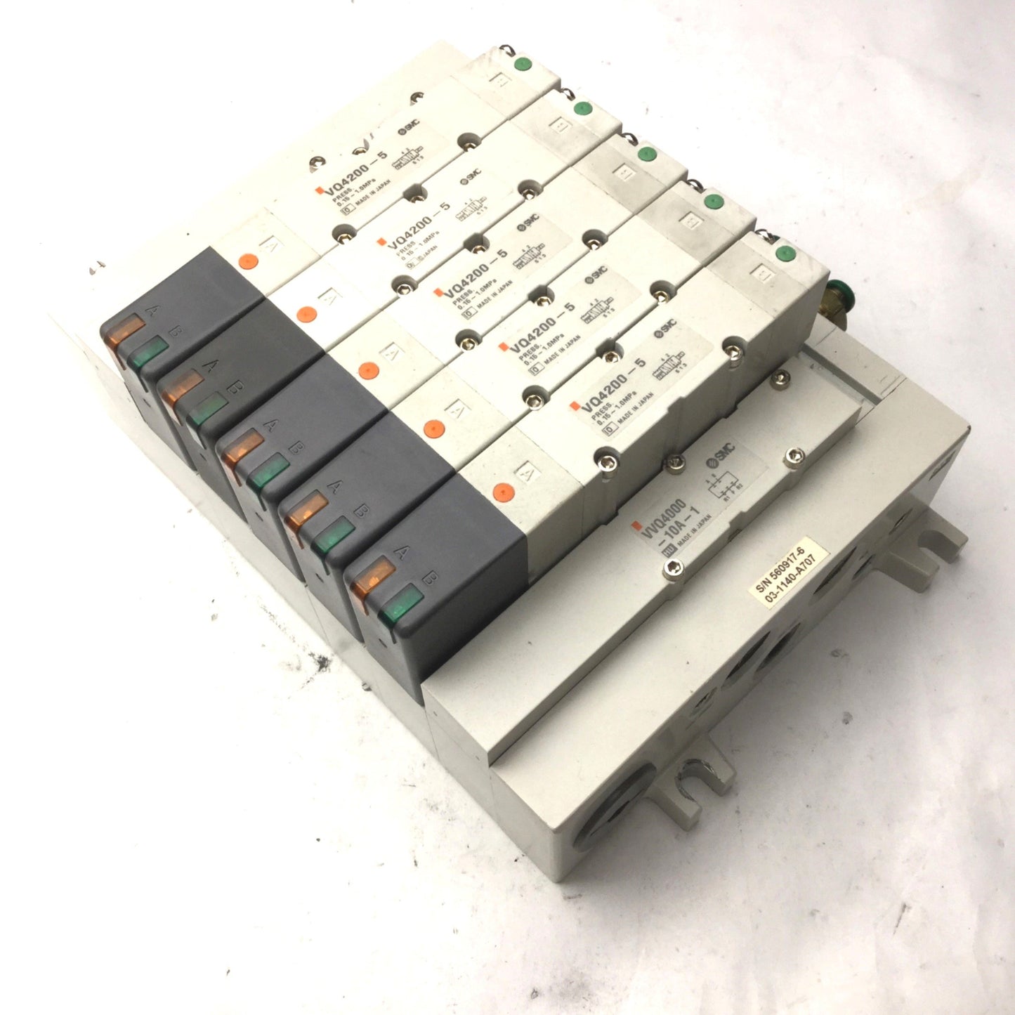Used Bank of 5 SMC VQ4200-5 Solenoid Valve, 24VDC, 2-Position 5-Port, 0.15-1.0MPa