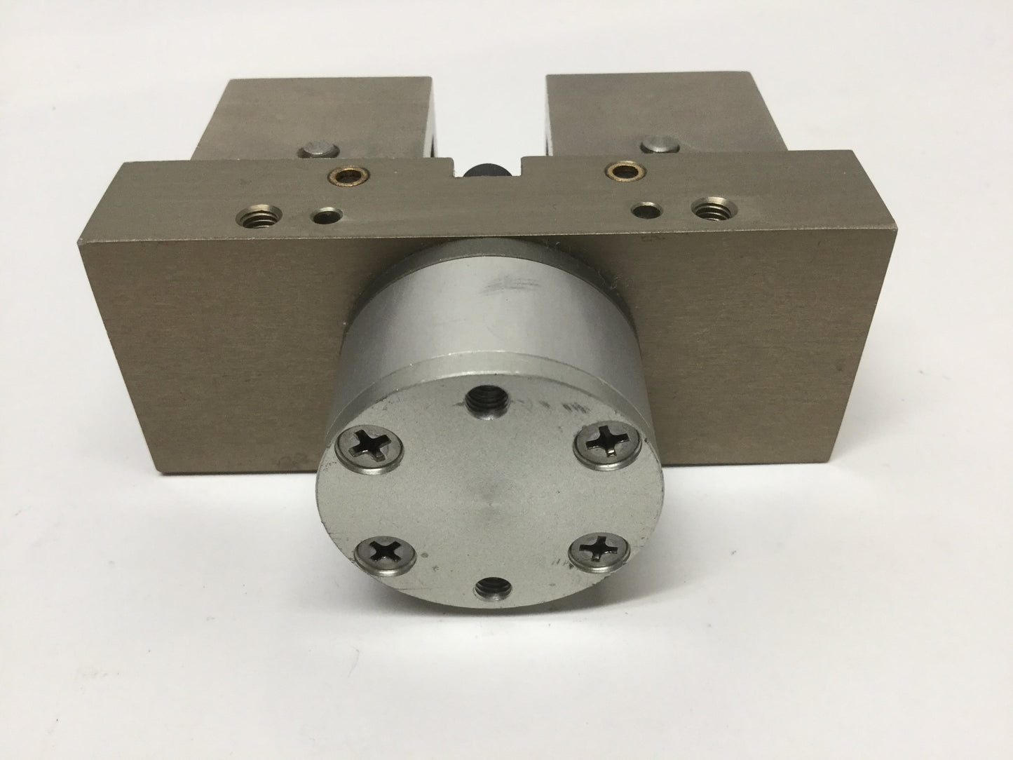 Used Barrington Automation B-1TPX True Parallel Double-Acting Gripper, 0.68" Stroke