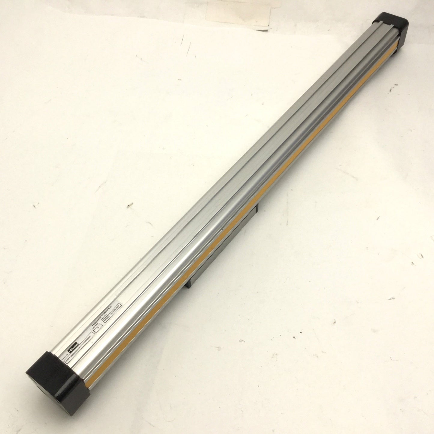 New – Open box Parker OSPP250000000400000000003 Pneumatic Rodless Cylinder 400mm Stroke 8 Bar