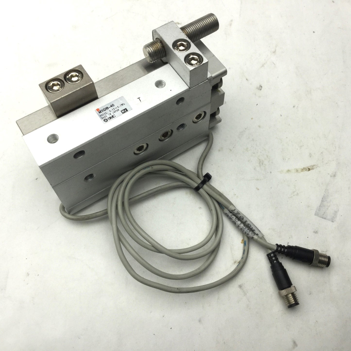 Used SMC MXQ16-40 Pneumatic Slide Table, 16mm Bore, 40mm Stroke, 0.15-0.7MPa