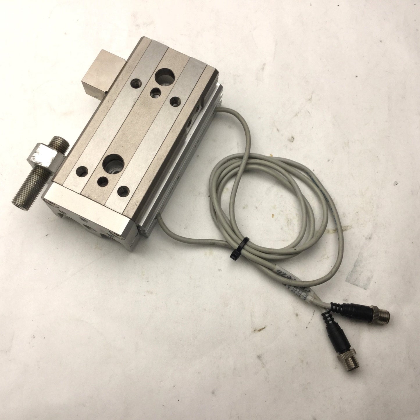 Used SMC MXQ16-40 Pneumatic Slide Table, 16mm Bore, 40mm Stroke, 0.15-0.7MPa