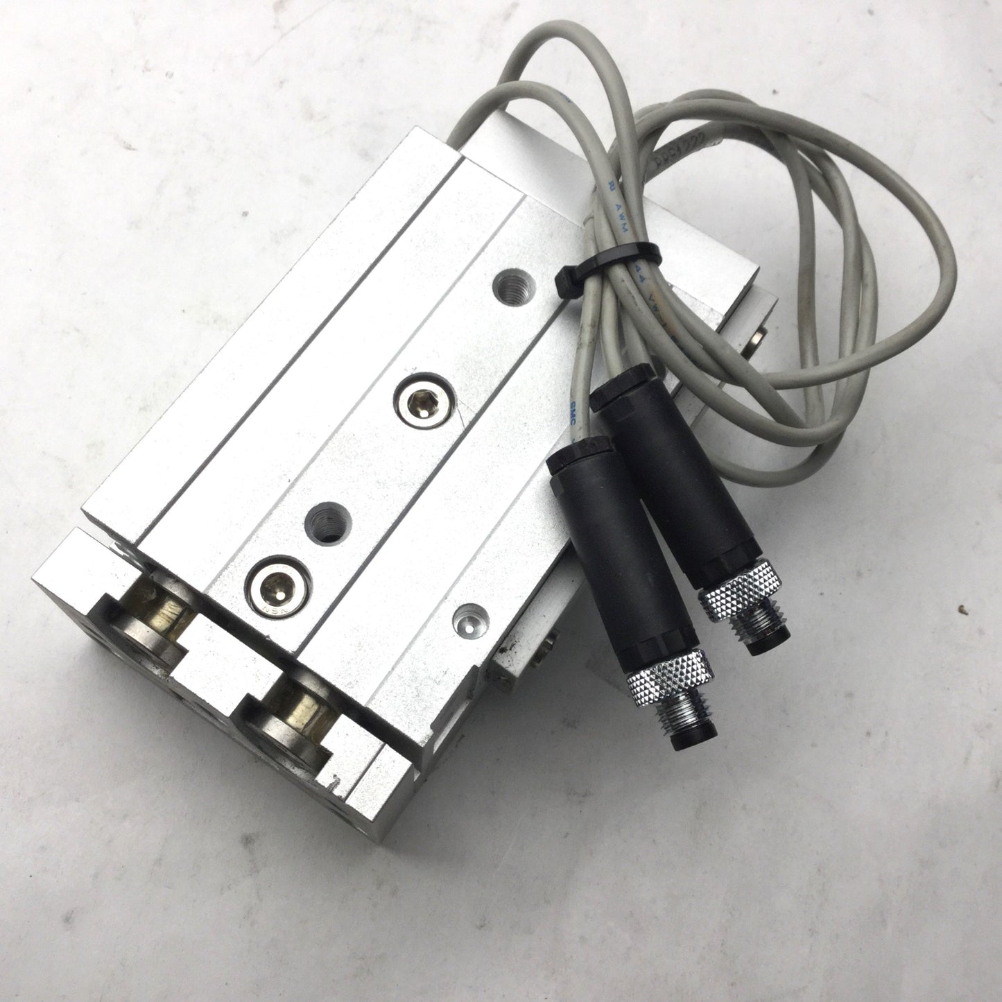 Used SMC MXS16-40P Pneumatic Slide Table, 16mm Bore, 40mm Stroke, 0.15-0.7MPa