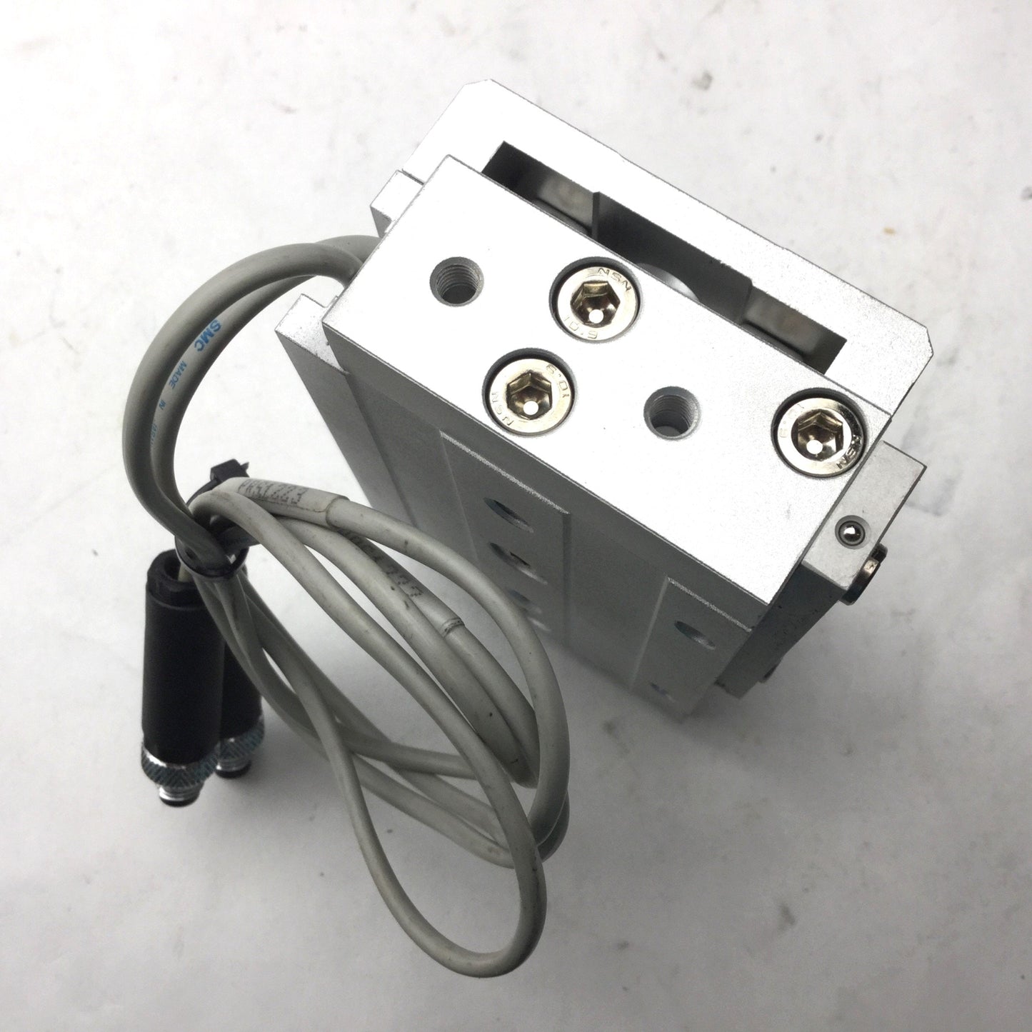 Used SMC MXS16-40P Pneumatic Slide Table, 16mm Bore, 40mm Stroke, 0.15-0.7MPa
