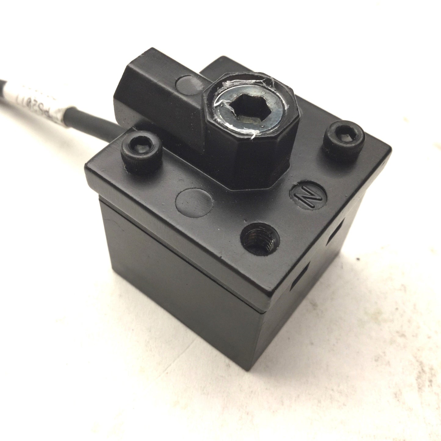 Used Sunx DP2-22F-P Digital Pressure Sensor, 1 MPa, 12-24VDC, 1/8 NPTF Thread