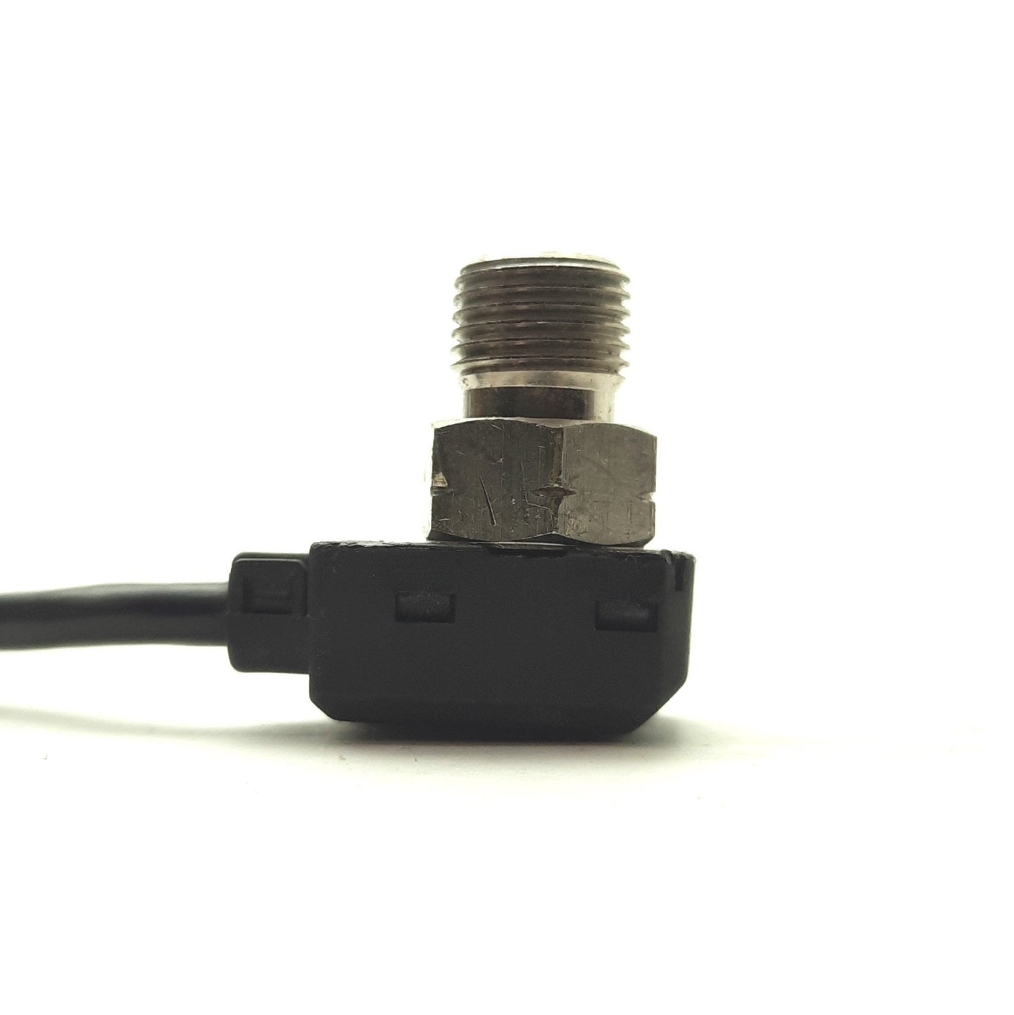 Used Sunx DPH-A27 Digital Pressure Sensor -100-100kPa 1-5VDC Out 1/8"RPT/M5 12-24VDC
