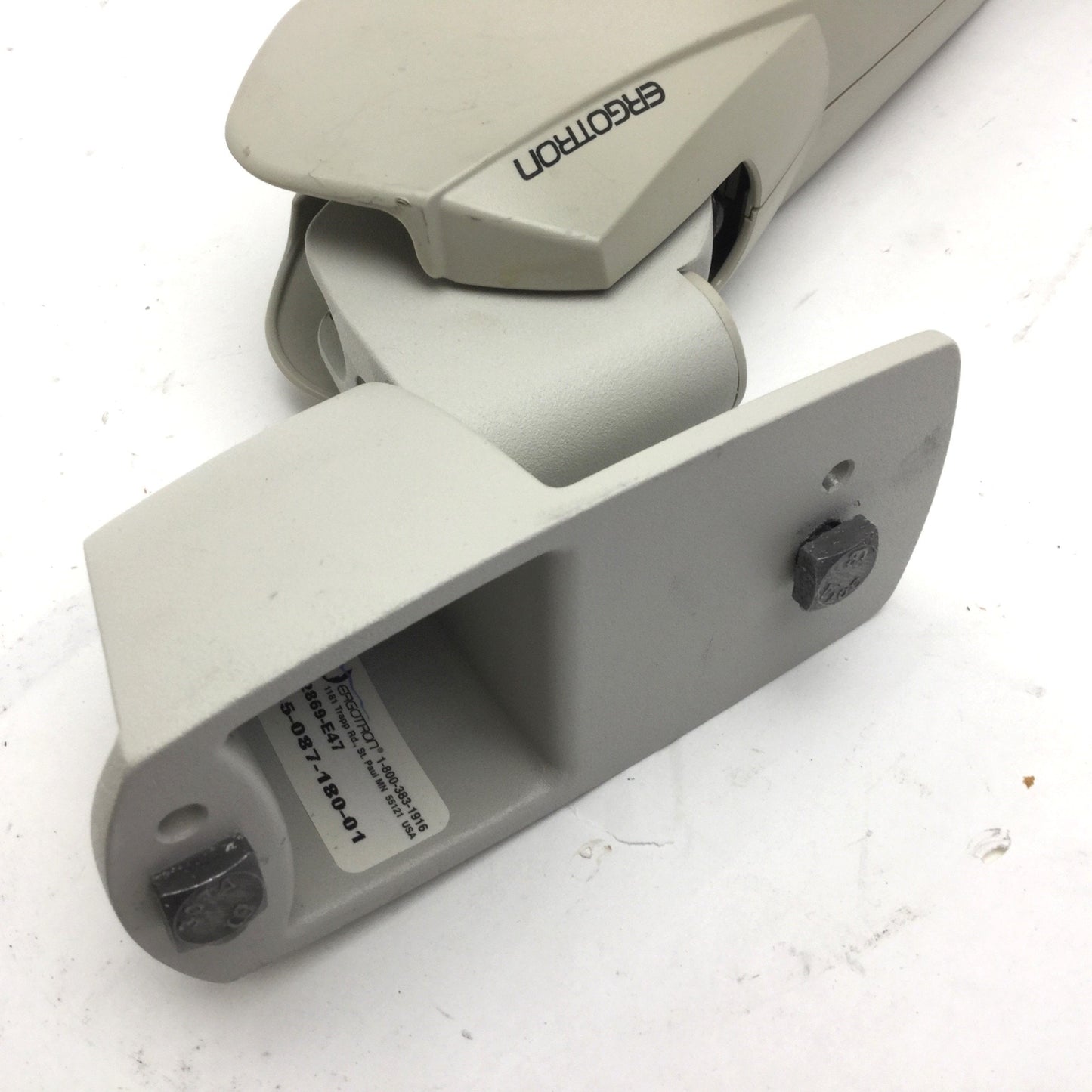 Used Ergotron 45-087-180-01 Flat Monitor Wall Mount 14" Arm, Mounting: 75mm x 75mm