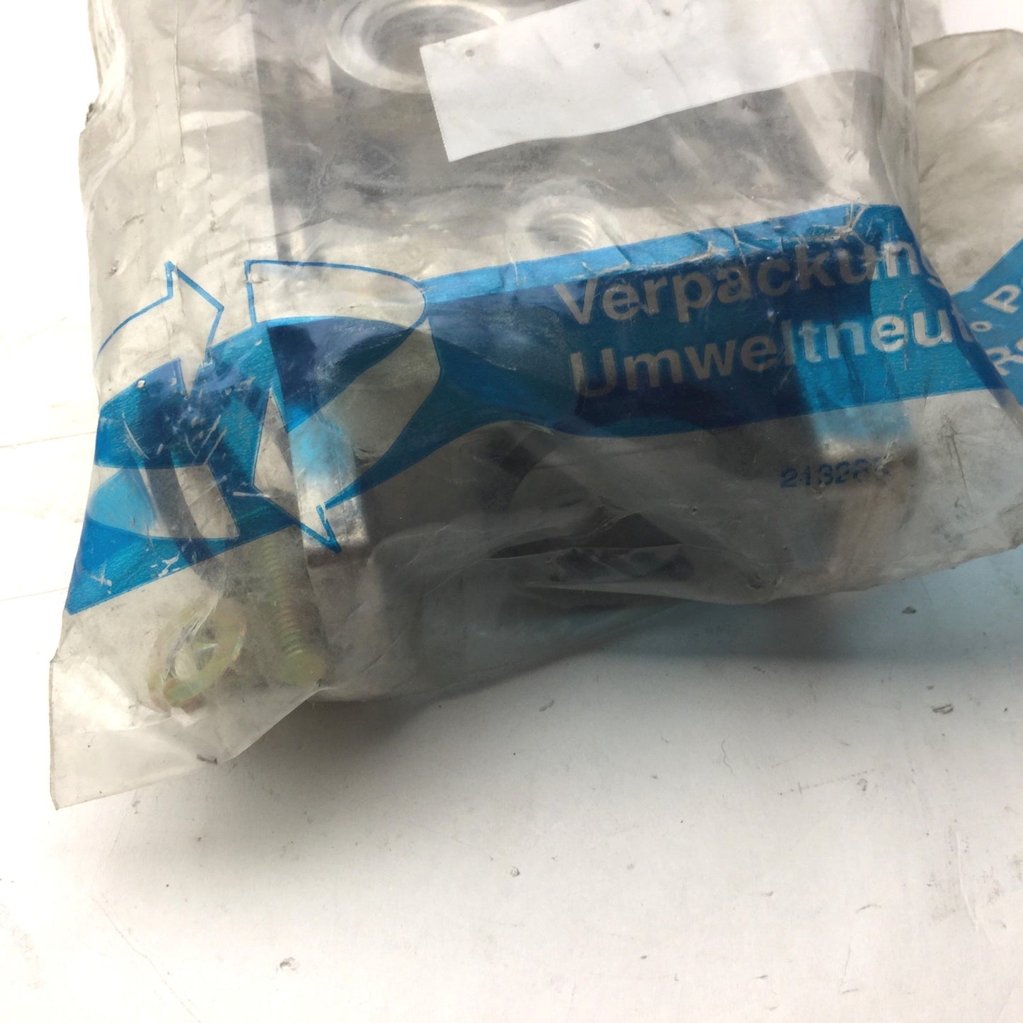 New Festo NAV-1/2-3C-ISO Manifold Sub-Base, Series: 04.91, G1/2 Body, Aluminum