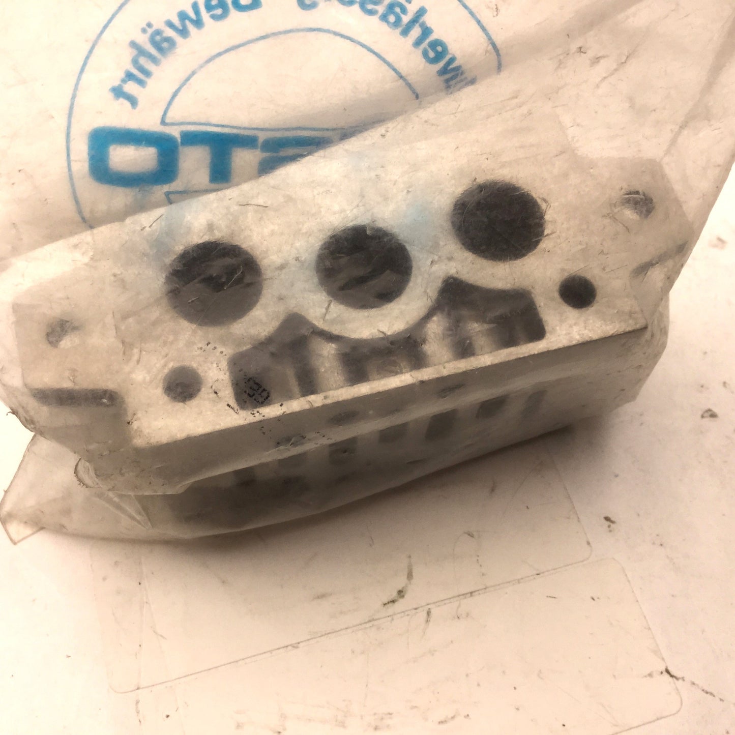 New Festo VDMA 24 345-C-1 Aluminum Pneumatic Solenoid Valve Manifold Block Assembly