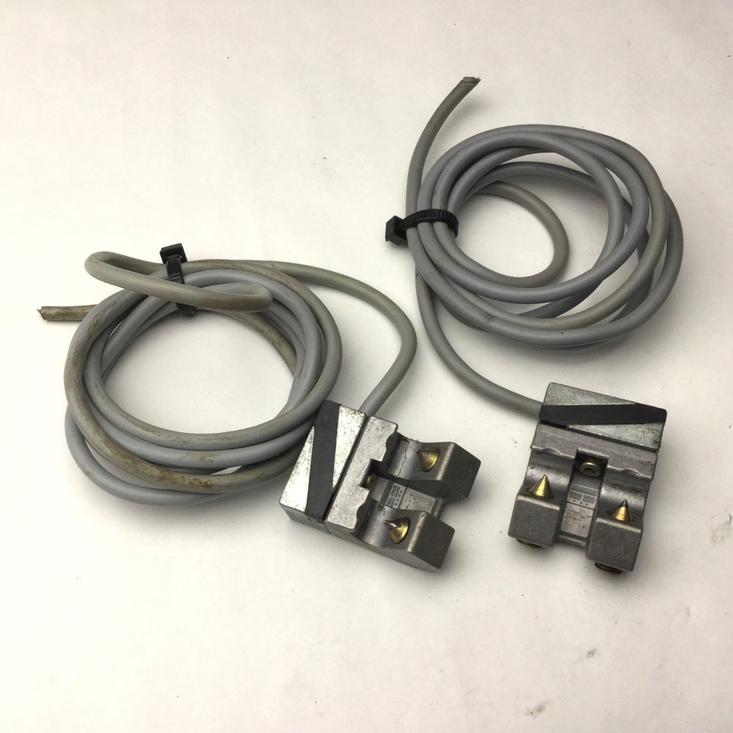 Used Lot of 2 Festo SMEO-1-LED-24 Proximity Switches, Voltage: 24V, 2A, 40W