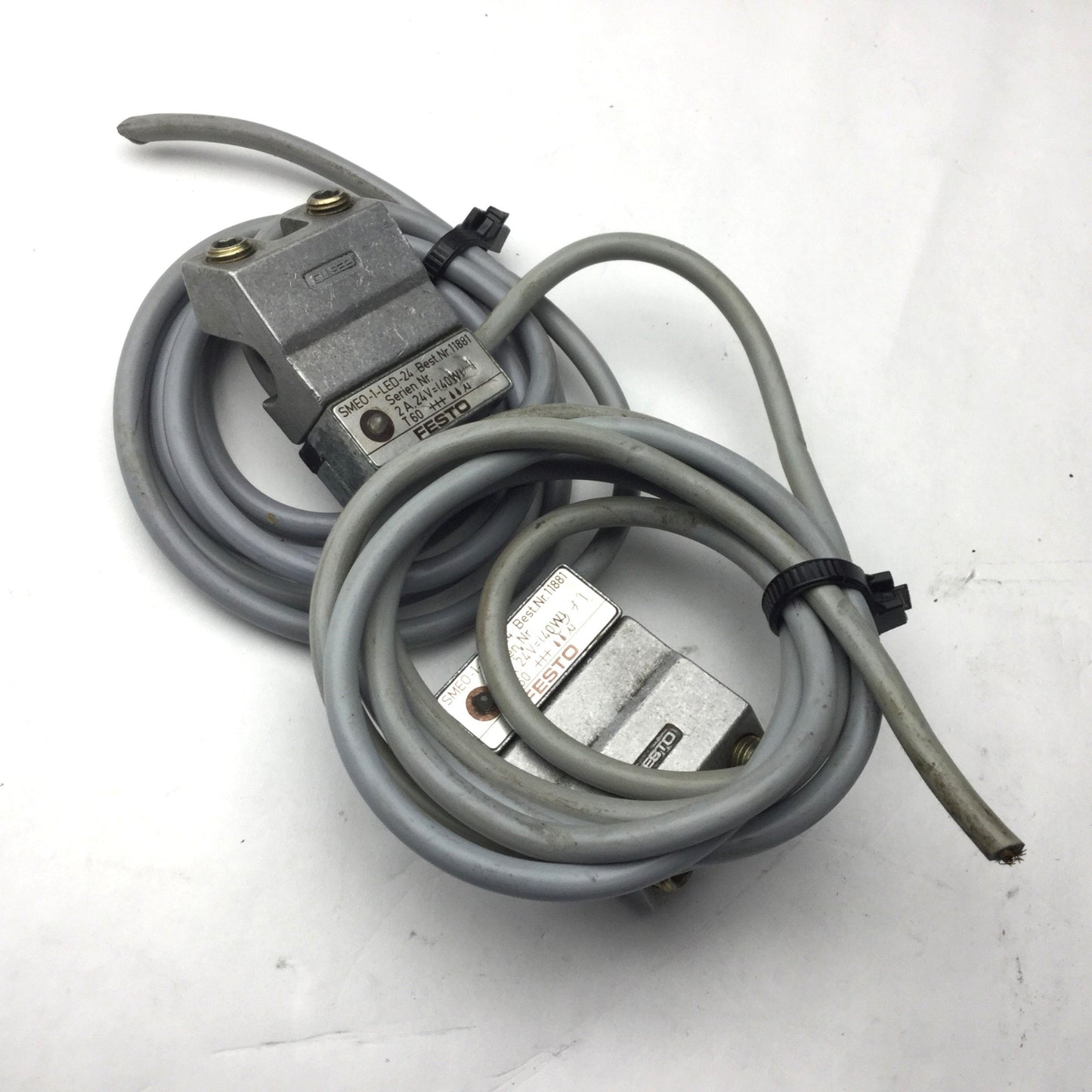 Used Lot of 2 Festo SMEO-1-LED-24 Proximity Switches, Voltage: 24V, 2A, 40W