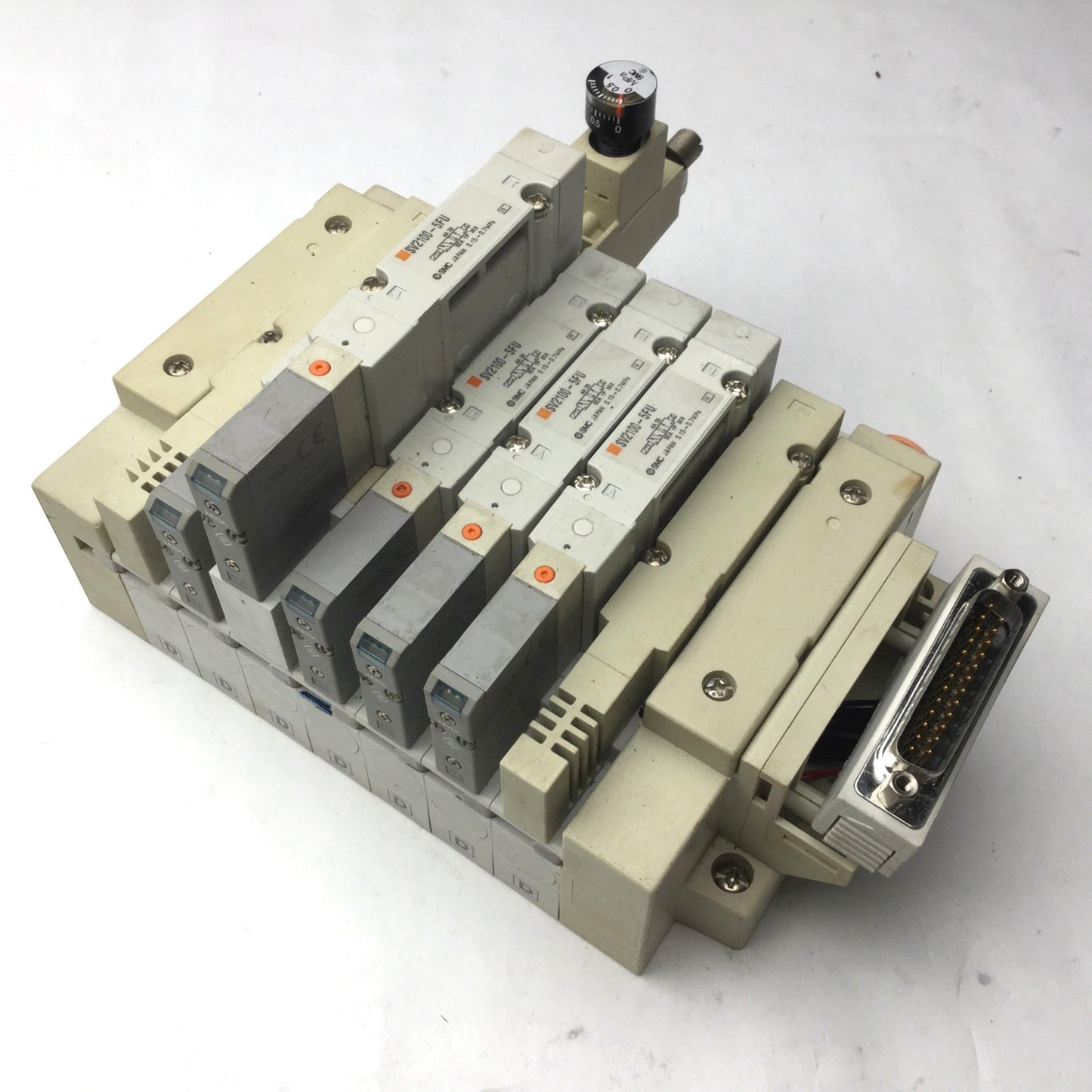 Used Bank of 5 SMC SV2100-5FU Solenoid Valves, 5-Port, 2-Position *Broken Connection*