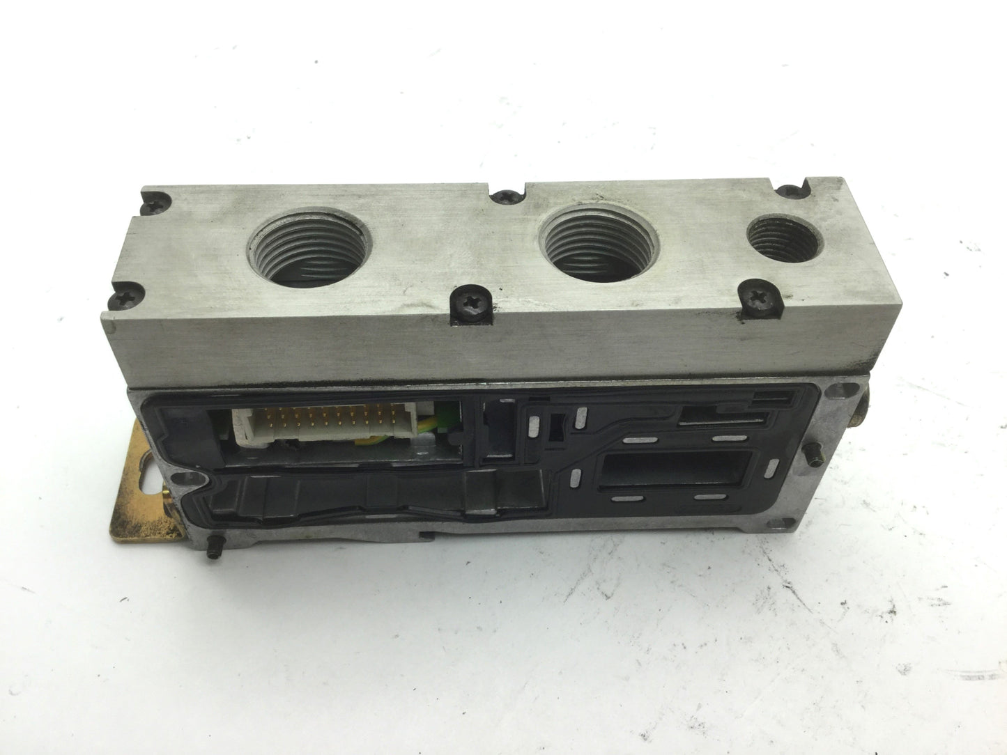 Used Festo VIGZ-03-4 Additional Pressure Zone Ports 1/2" NPT & 3/8" NPT 145PSI