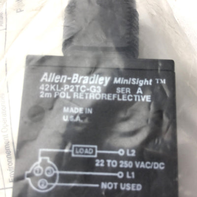 New Other Allen Bradley 42KL-P2TC-G3 Retroreflective Sensor Switch, 22-250VAC/DC, 25mm-2m