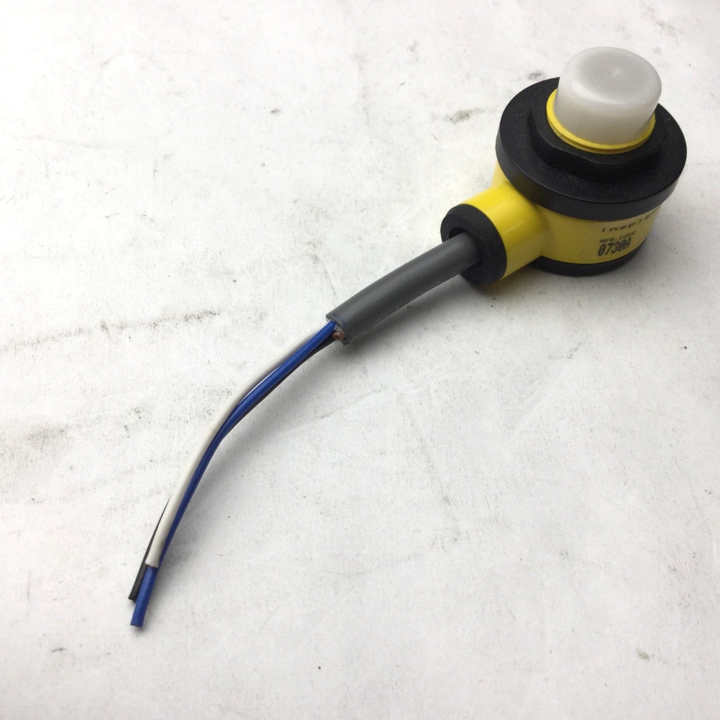 Used Banner T18RGX9P EZ-Light 2-Color Indicator, 10-30VDC, Red/Green/X, PNP